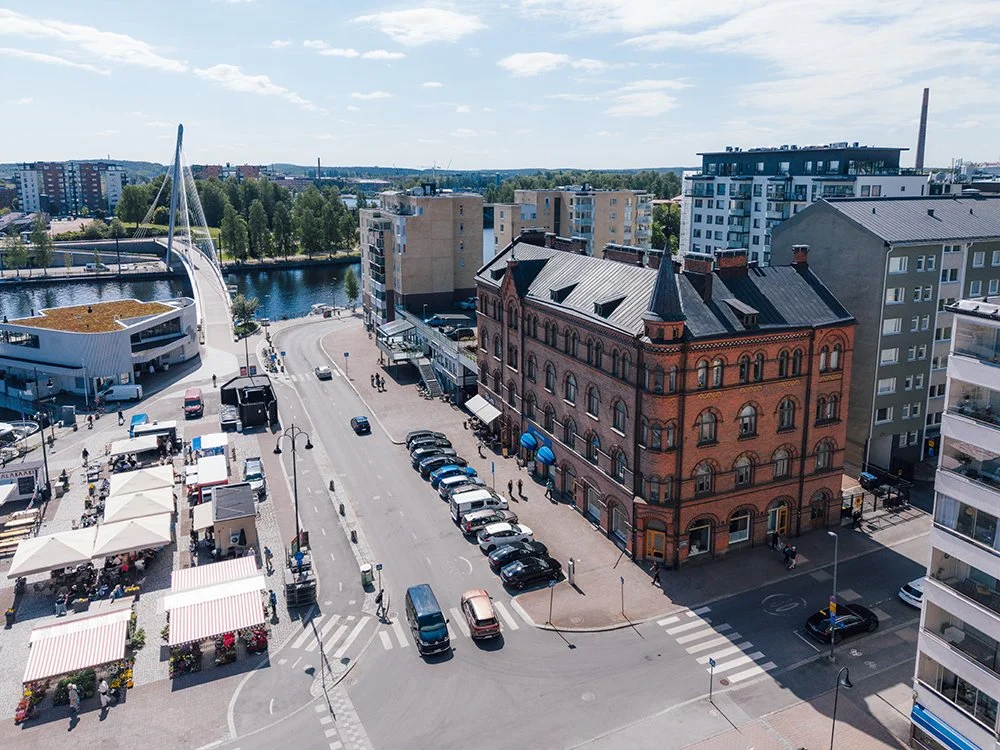 Laukonkulma ja Laukontorin silta