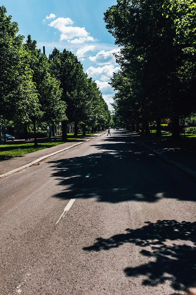 Kesä Kortelahdenkadulla Amurissa