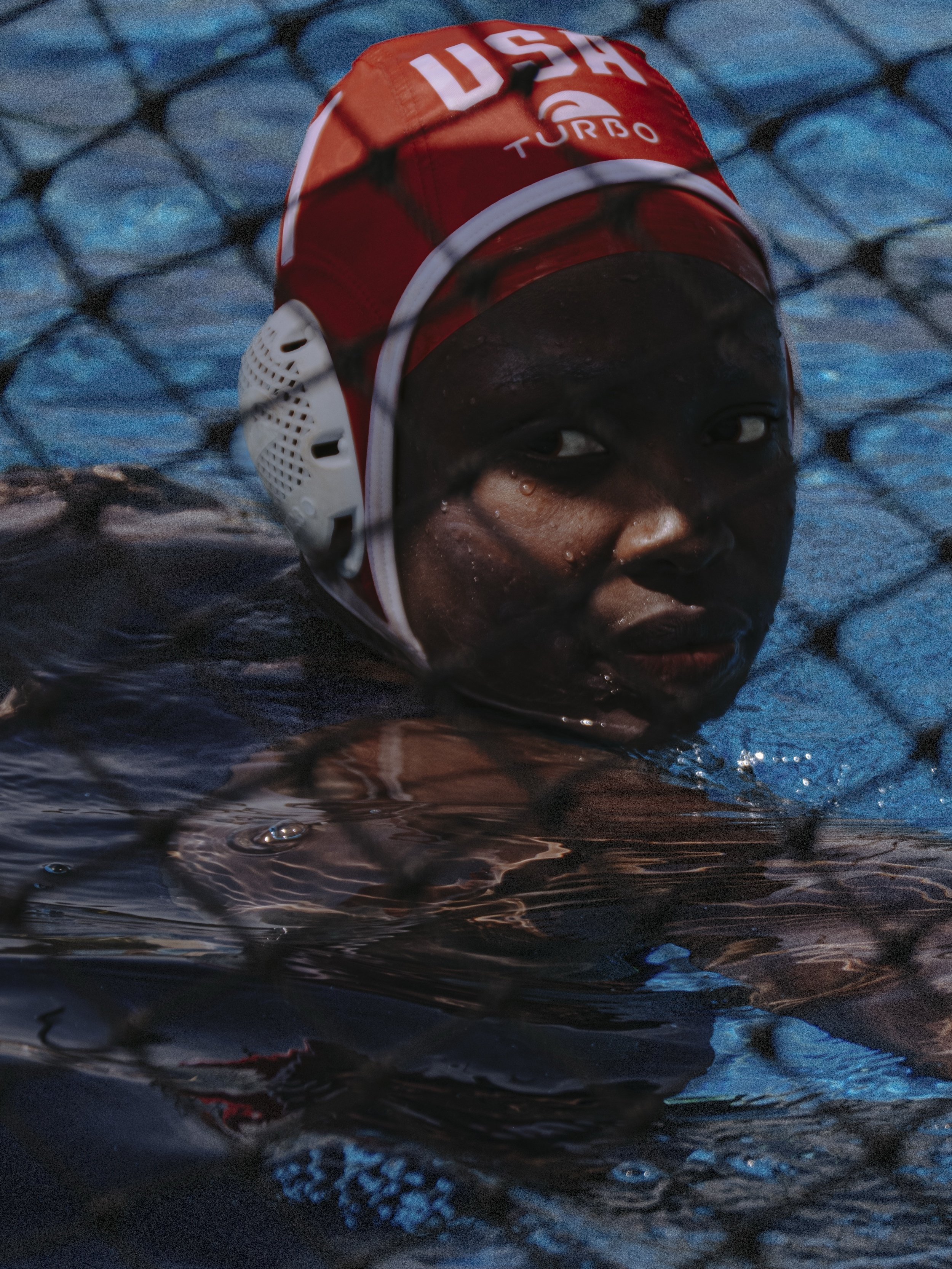 EmilyMaye_WaterPolo_009.jpg