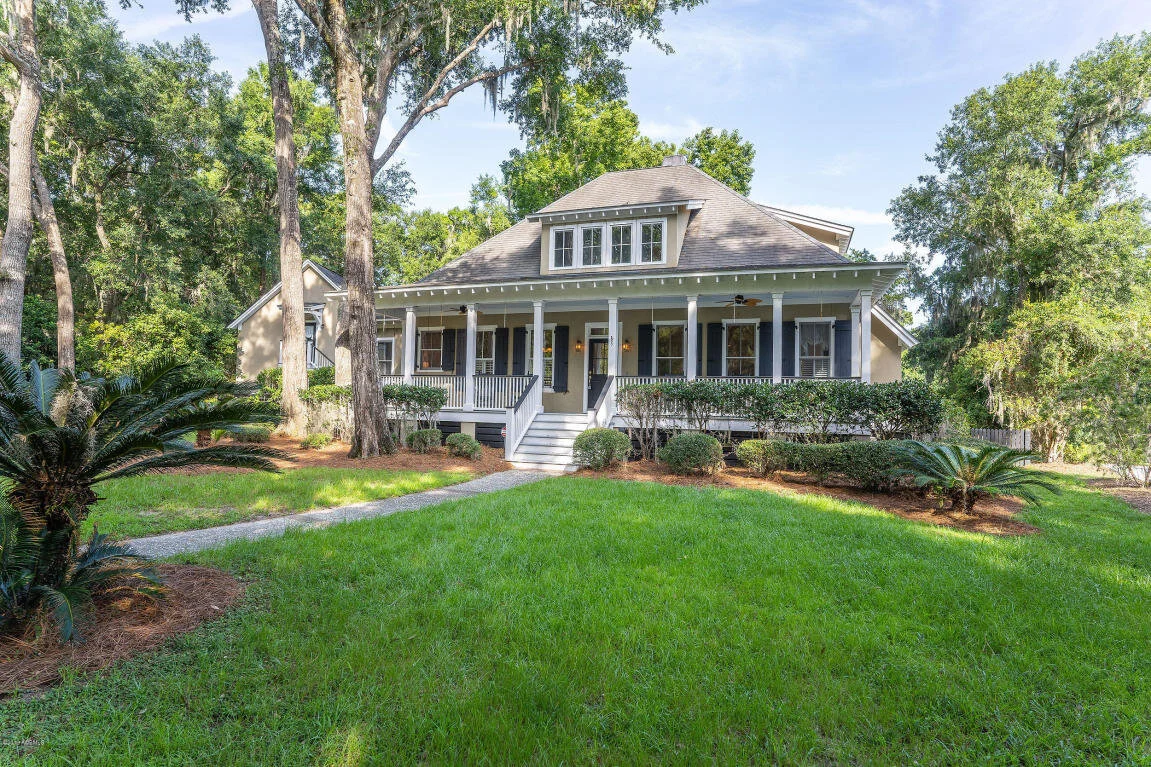 About — Coosaw Point