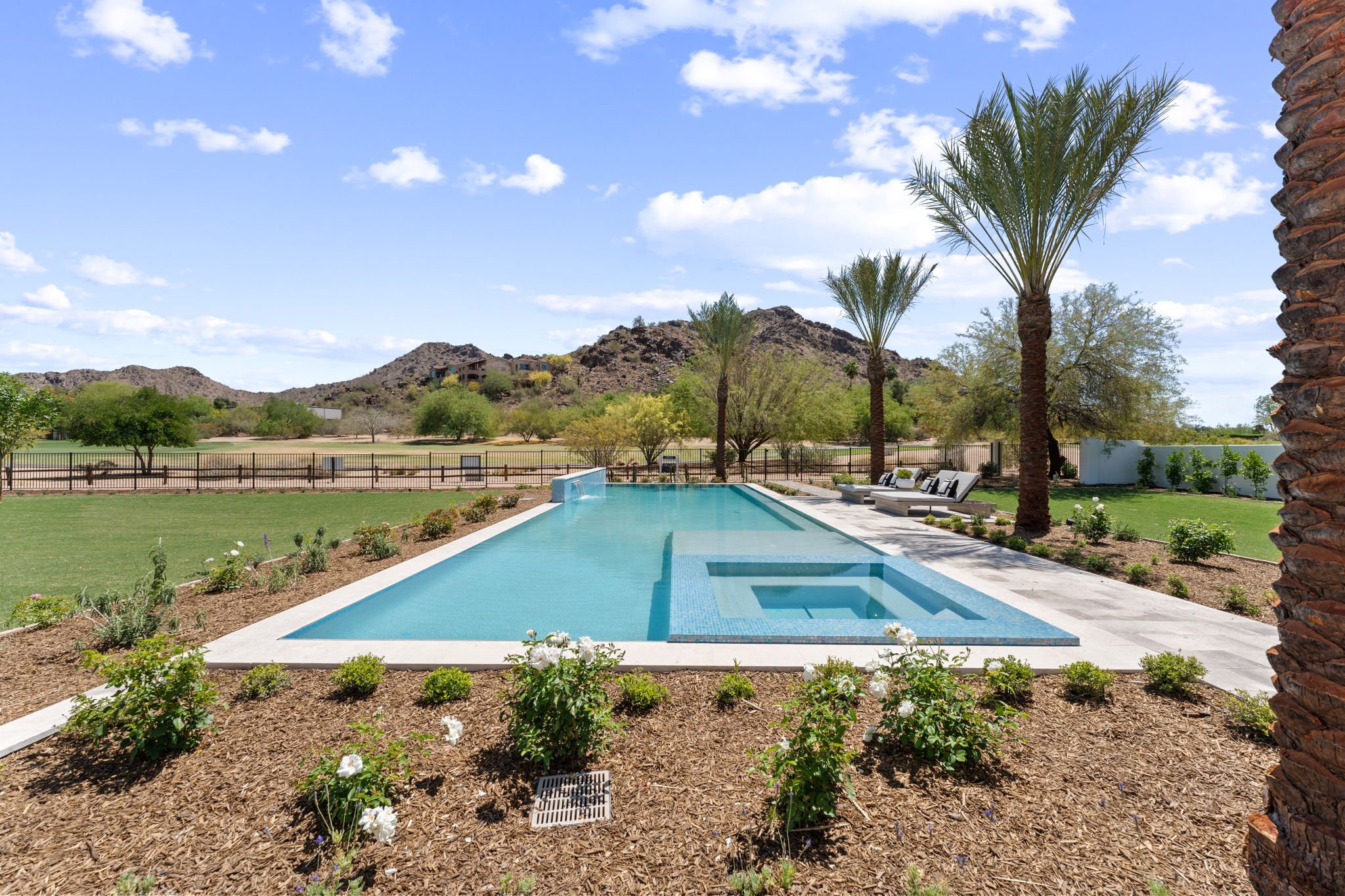 104-web-or-mls-DSC09328 (2).jpg