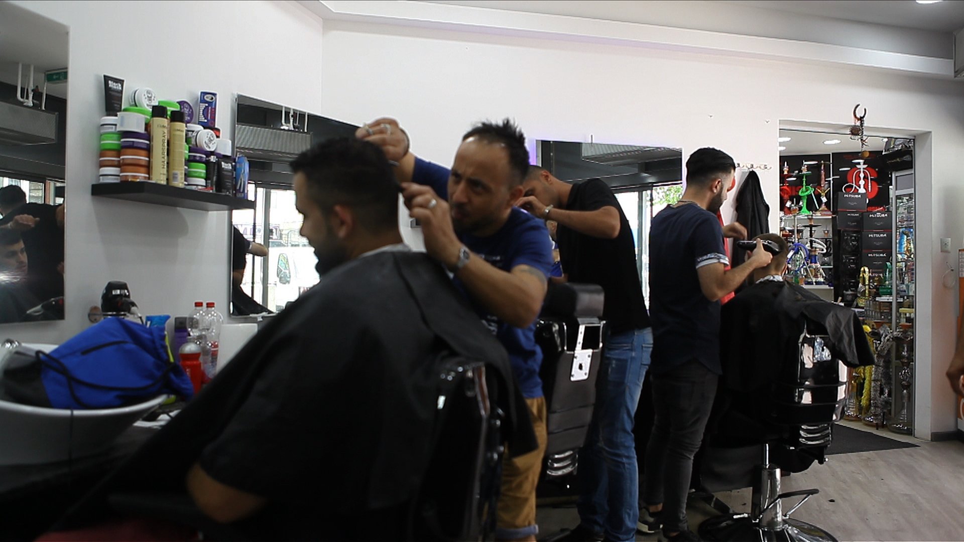 Haarwerke - Still3.jpeg