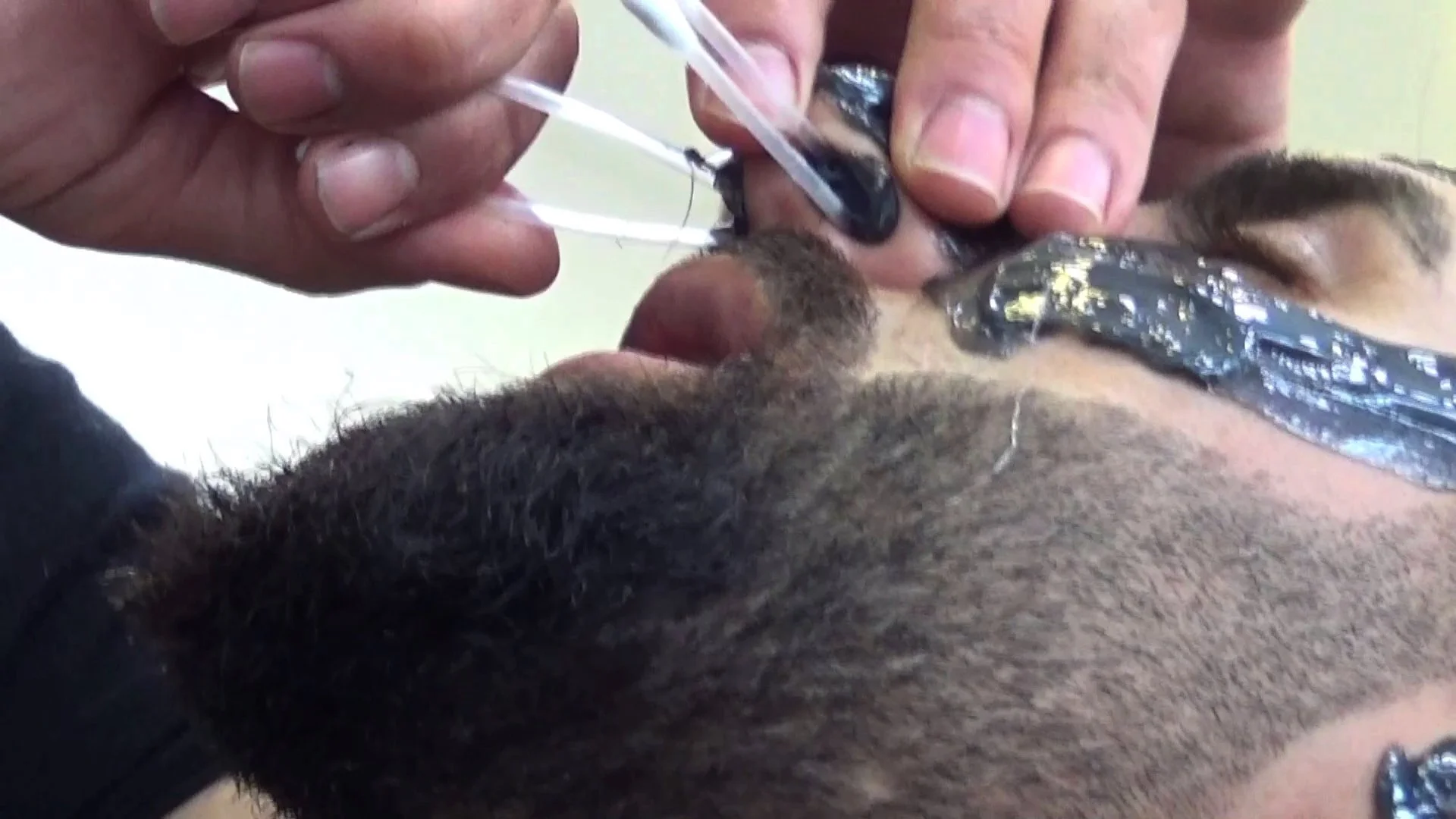 Haarwerke - Still8.jpeg