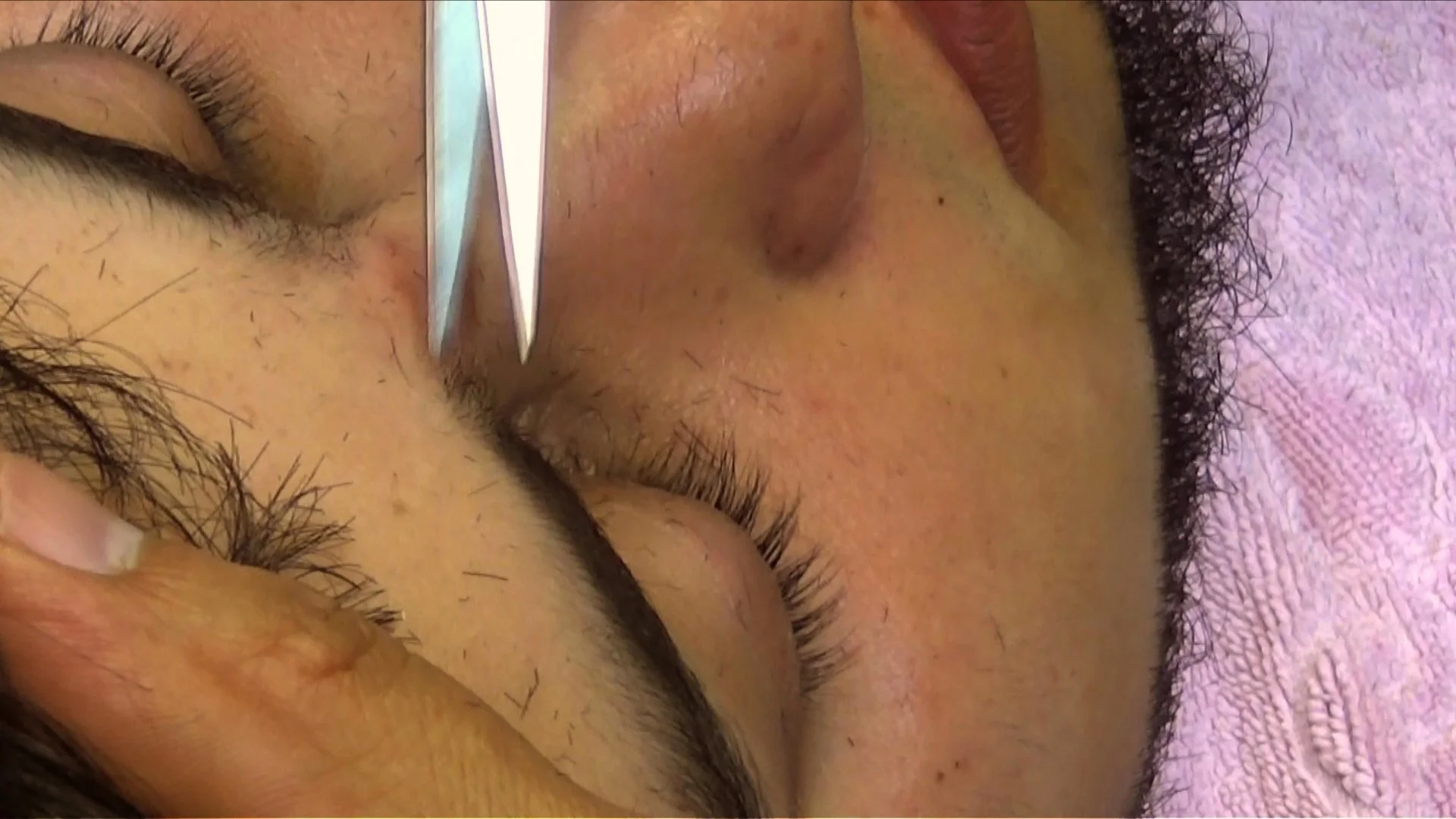 Haarwerke - Still5.jpeg