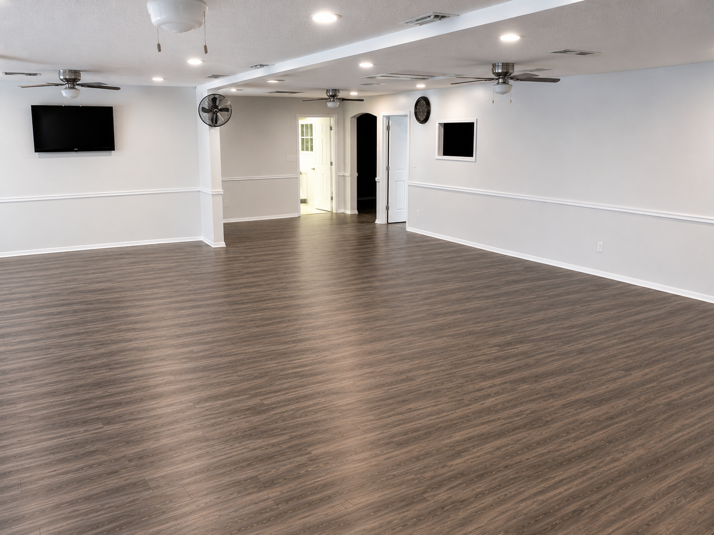 A Level Up Main Room Towards Entrance.png