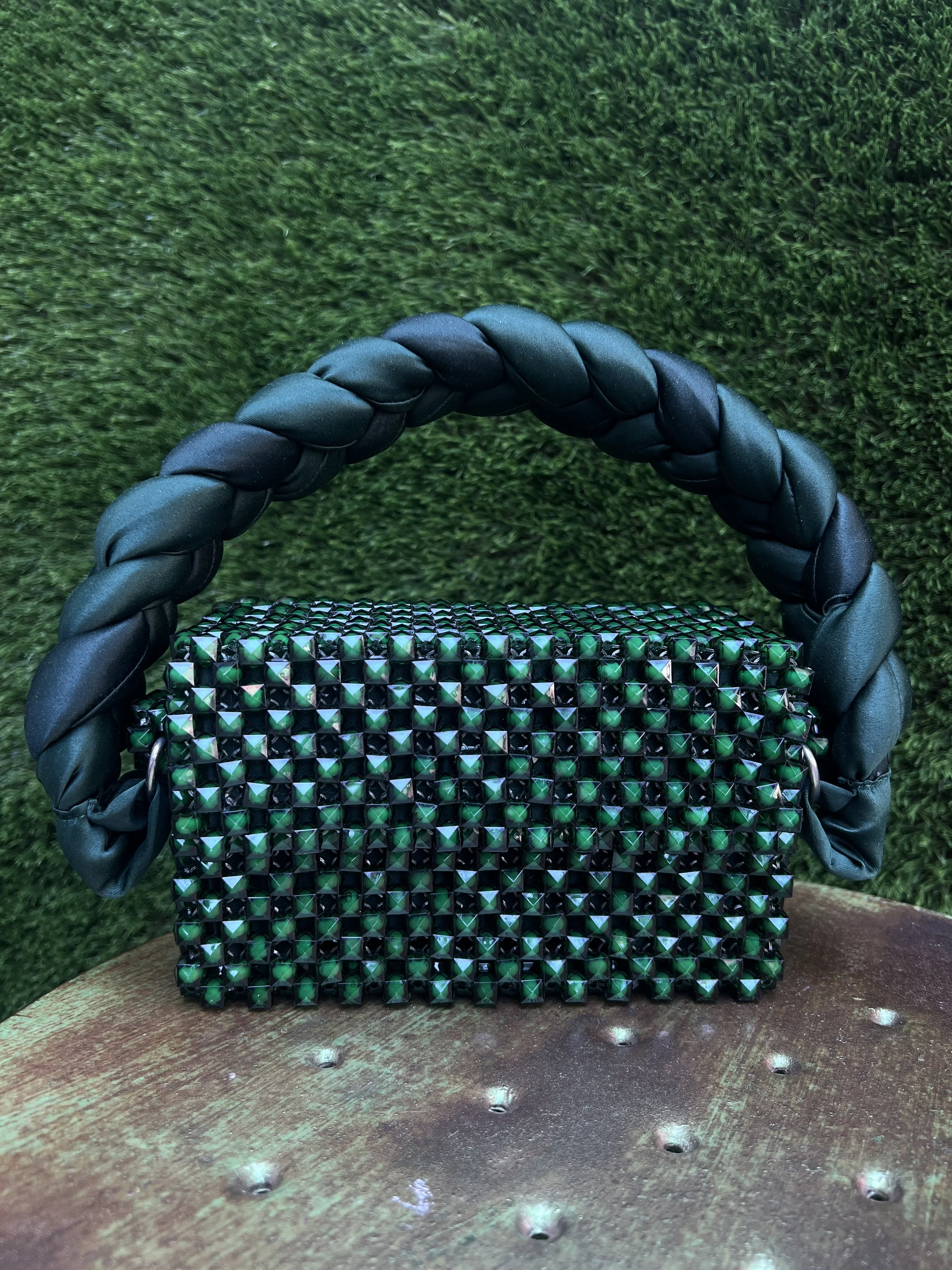 LEORTRA Green Bead Bag
