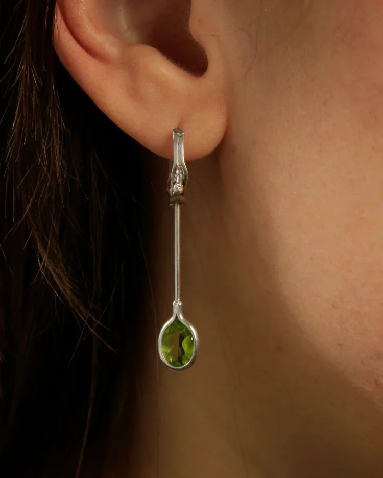 hook+earrings+-+straw+&+glass+-+on+body-6518.webp