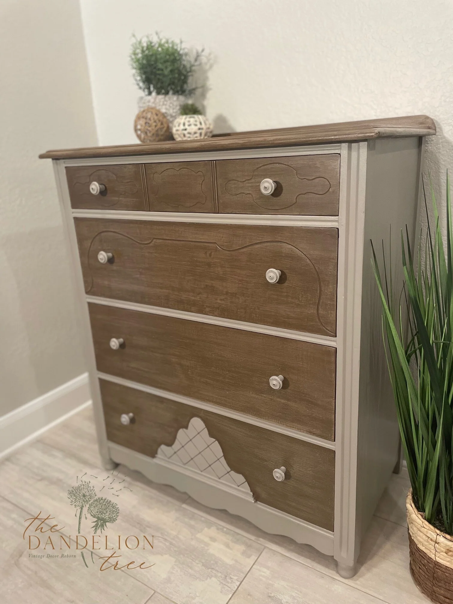 Vintage Dresser in French Linen Gray