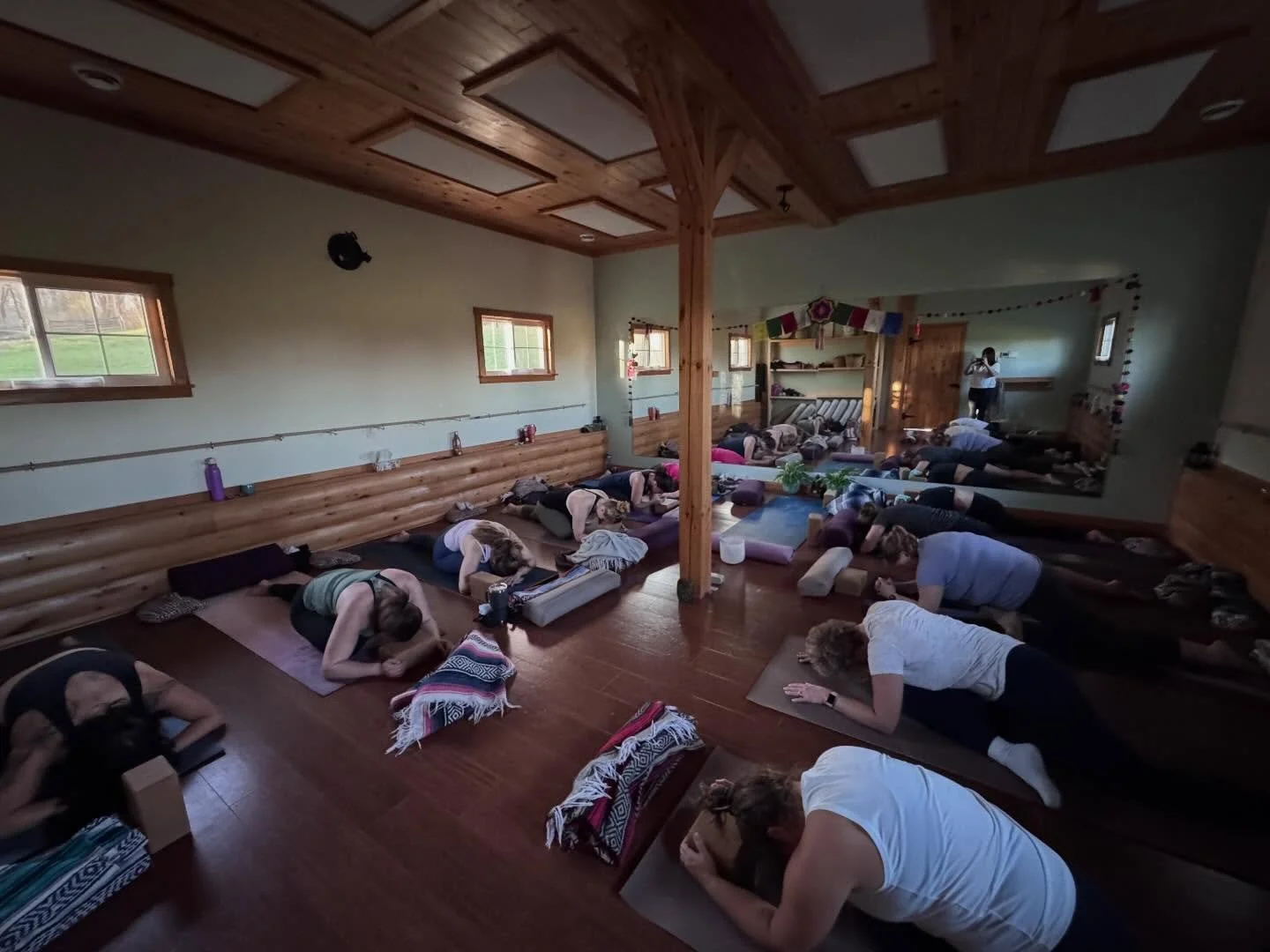 ☯️ YIN-YANG YOGA 50/50

The balance your body has been craving.

We start slow 🌙 &mdash; grounding, opening, and melting into deep floor-based stretches that release tension and prepare the body from the inside out.

Then we rise 🌞 &mdash; flowing 