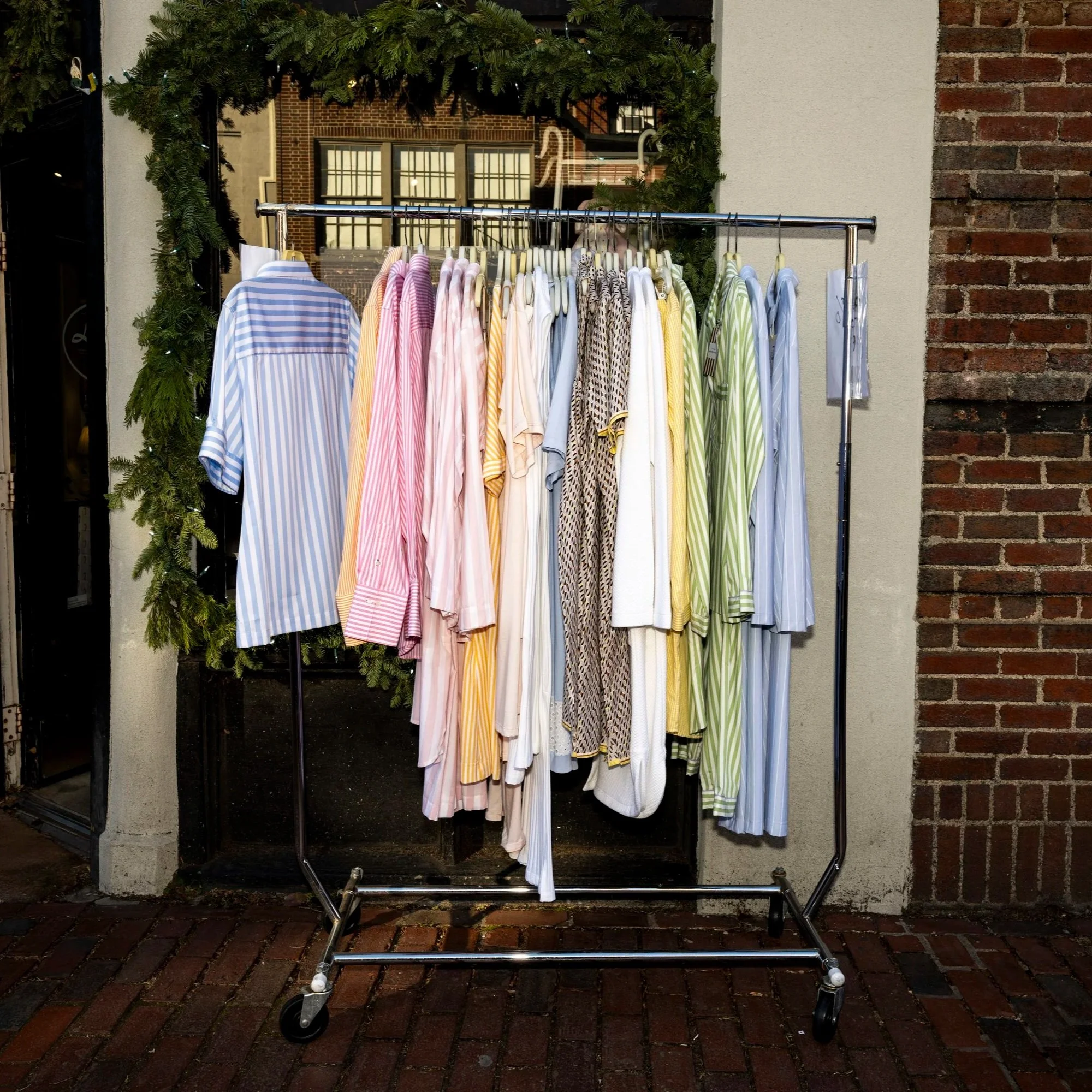 Introspective Image Talk