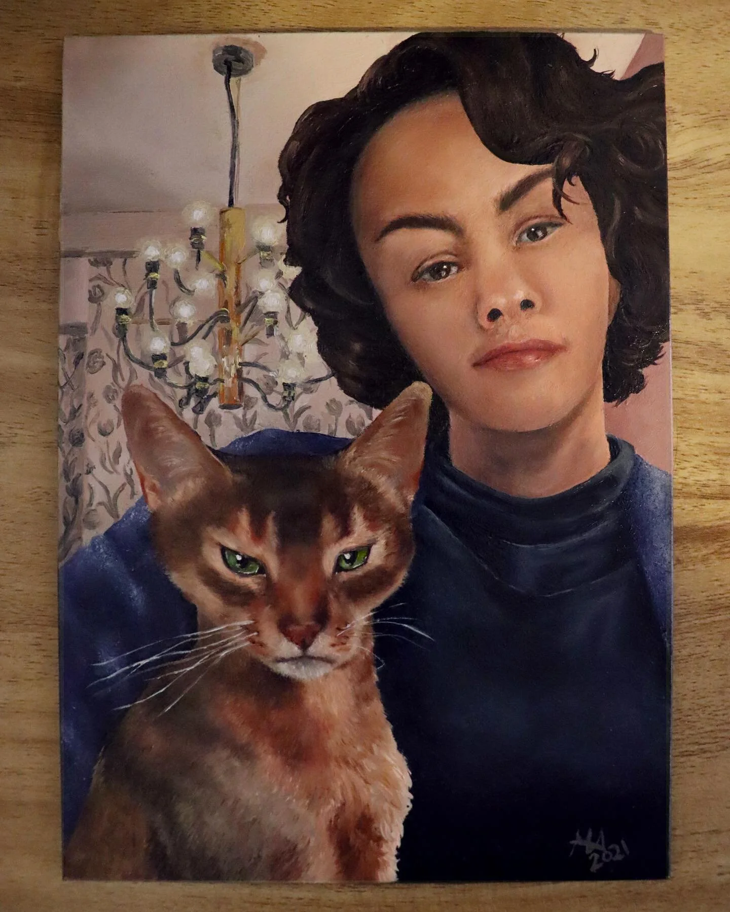 ⚜️SOLD! Another commission completed! 
This piece was so special to create as this was a remembrance piece to dear feline, Bella. She was a spicy little tater-tot and I had the pleasure of pet sitting her and Beau  a few summers ago. 
💖 So this one 