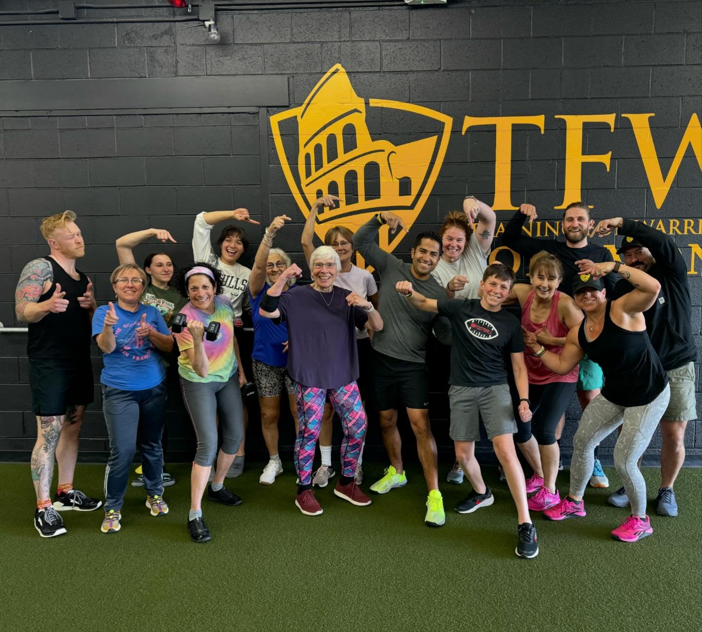 What excuse holds you back? 🧐

Time to lose it so you can&hellip;Lose Fat ~ Build Muscle ~ Feel Good!

Register for your free small group trial training session at our link in bio!

M : Strength Training
T : Cardiovascular Conditioning 
W : Muscular