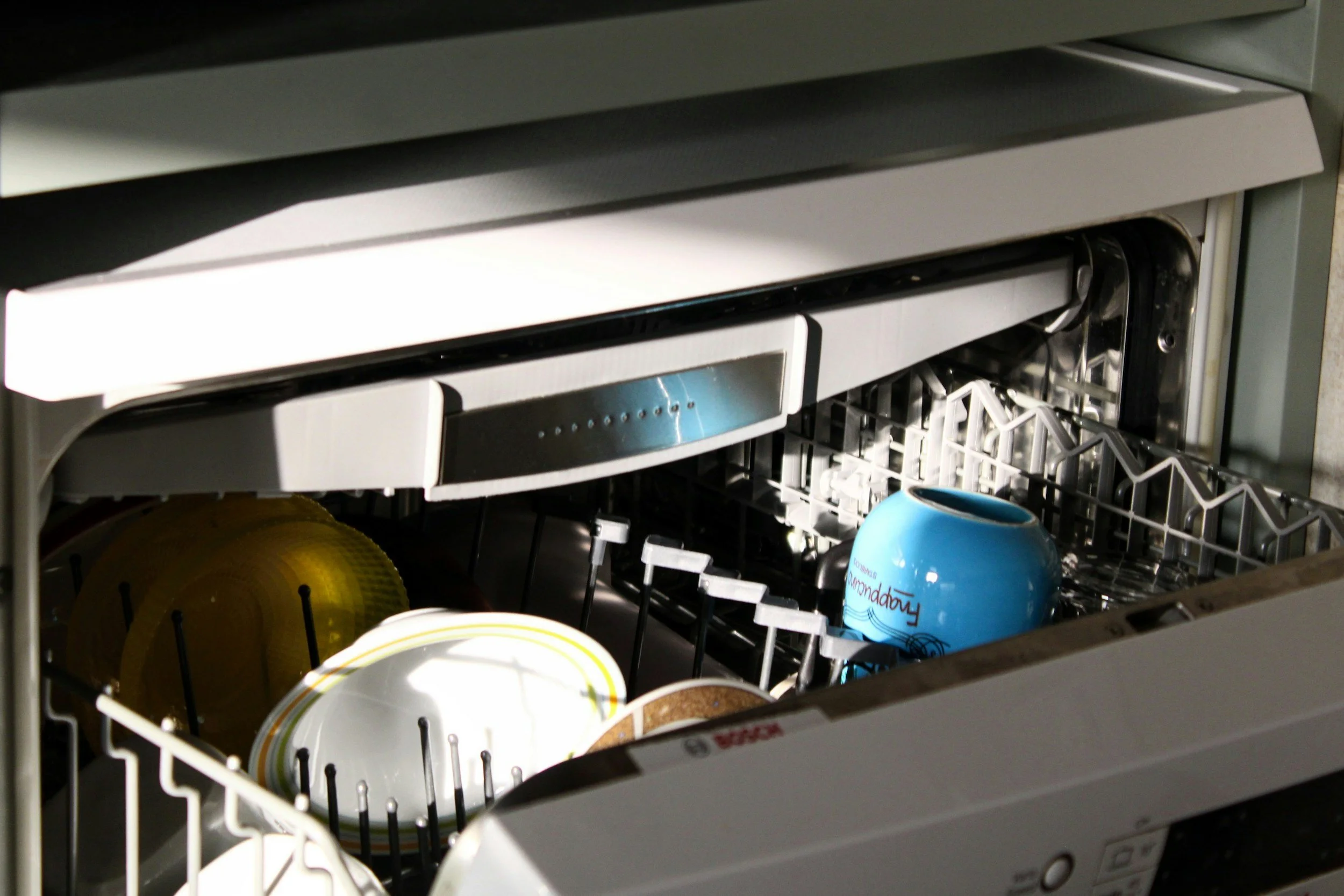 How to use the dishwasher