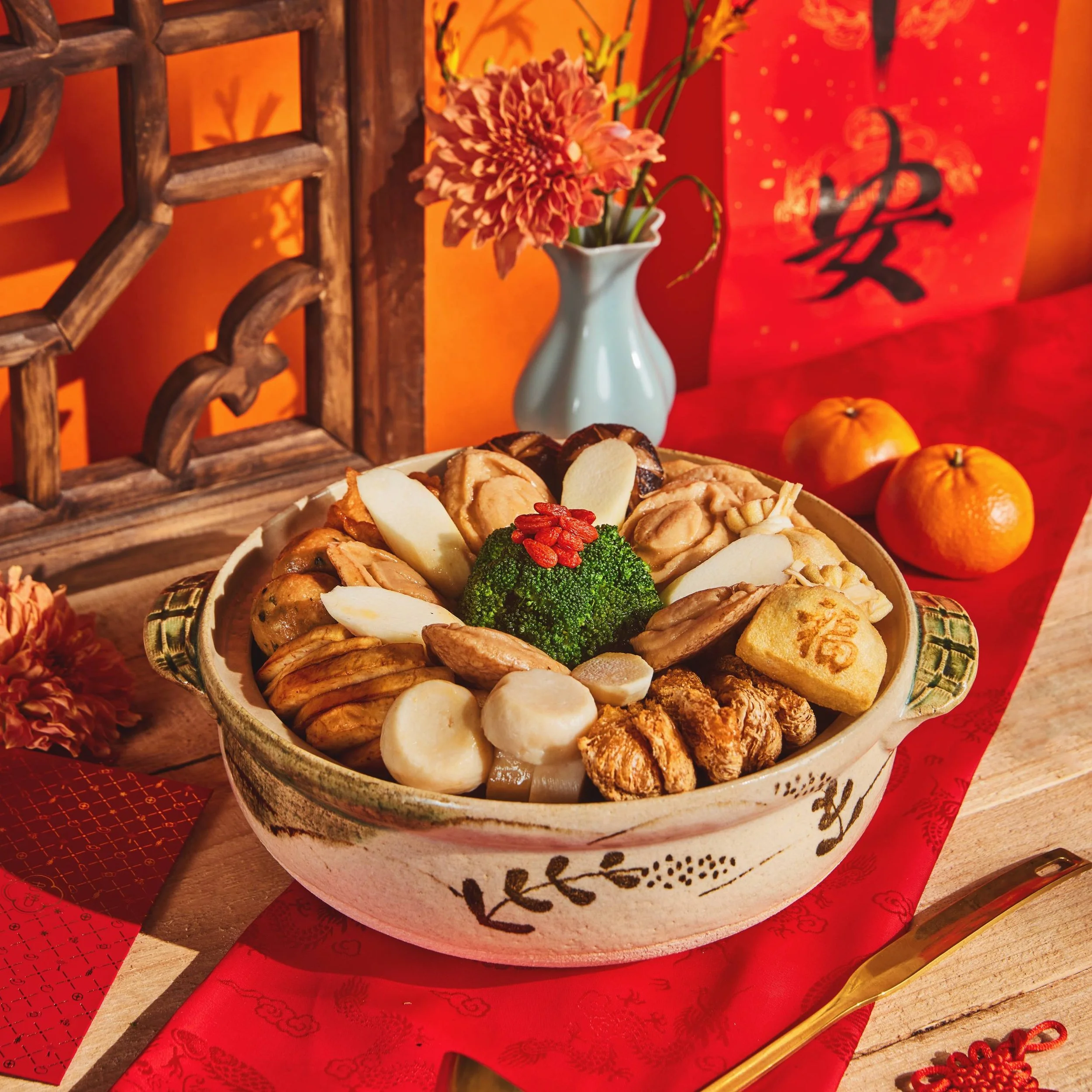 fortune pot-square.jpg