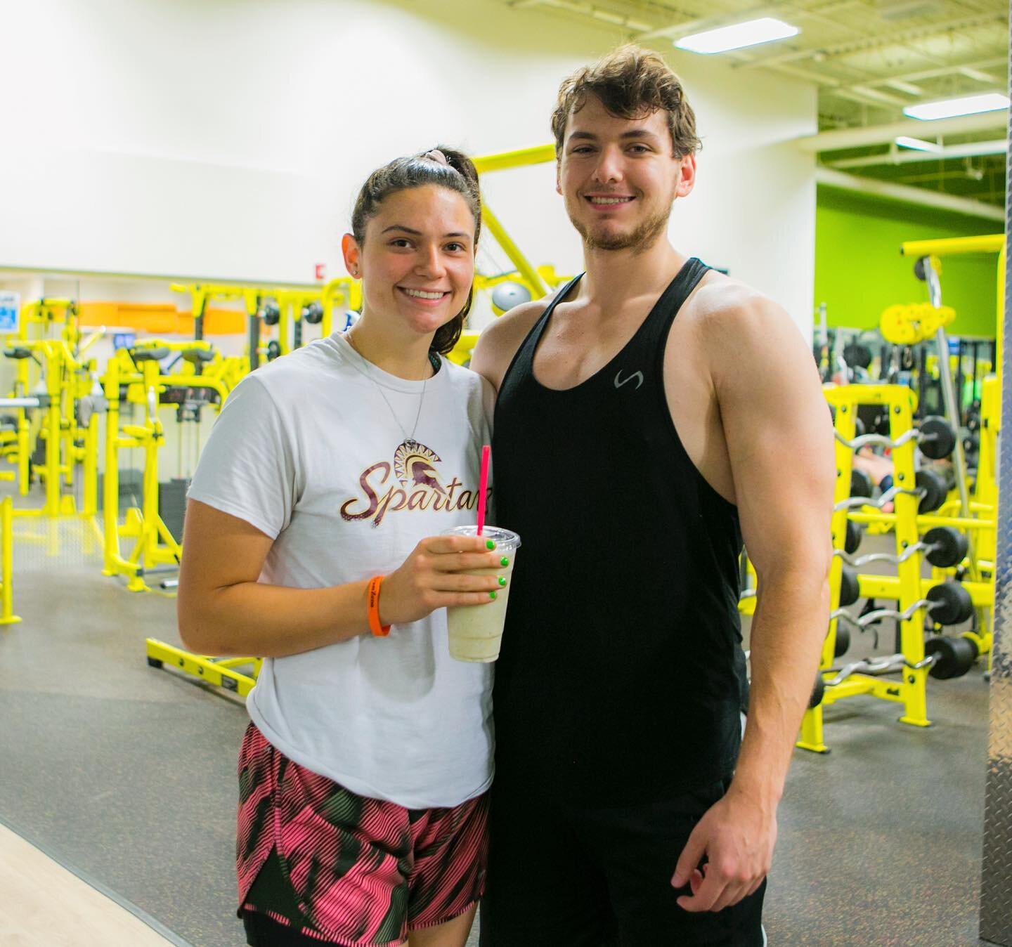 Another amazing couple in our BLC community Melissa @melissa_alifano and Rick @rick_johannes enjoying a post workout smoothie blend &ldquo;Spirulina Swirl&rdquo; 💪💙