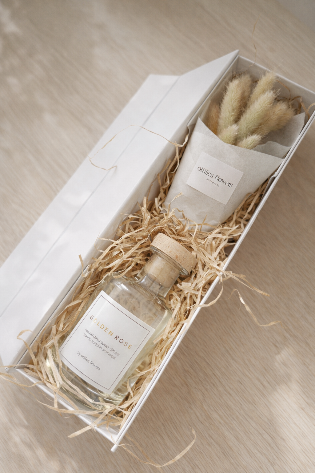 Bunny tail reed diffuser in box.png