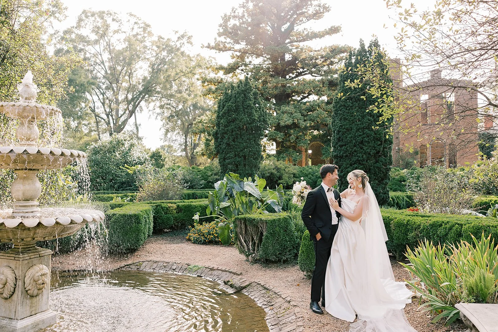 RINBRN_Barnsley Manor Wedding 10 (4).jpg