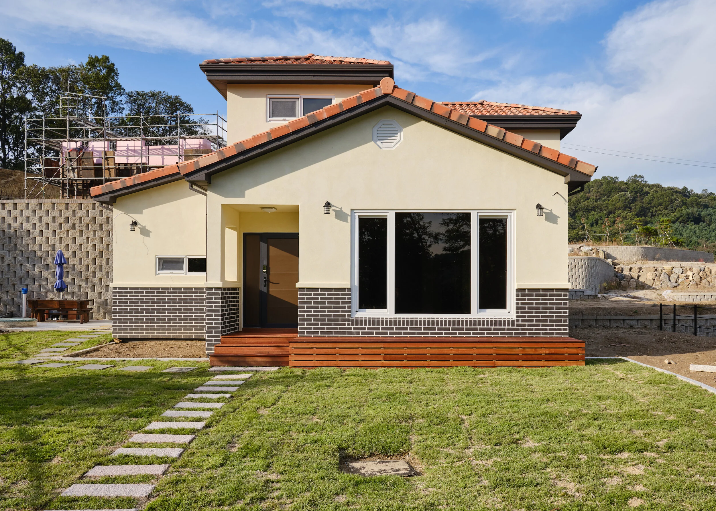 Yangpyeong Asinri House