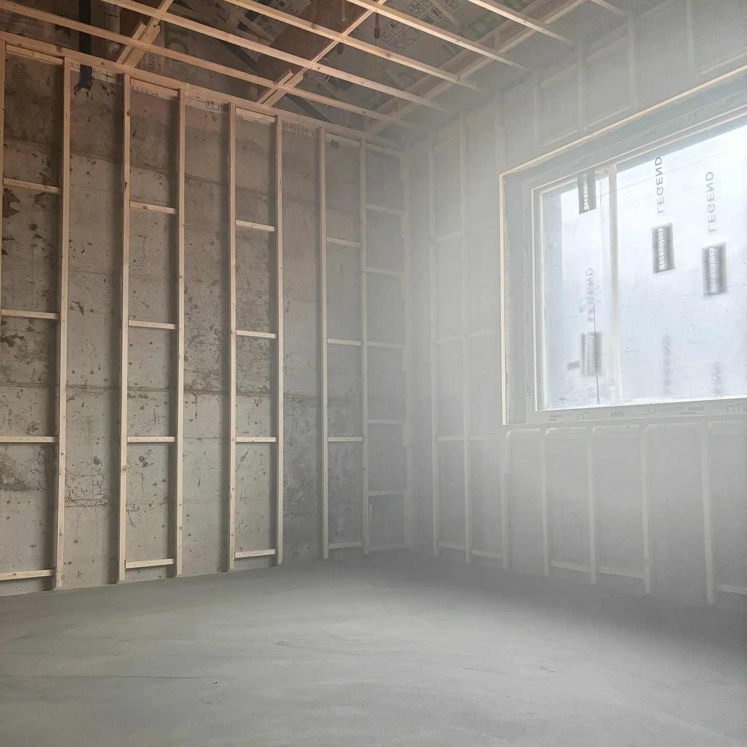 상림리 신축 현장 - 방통공사

#방통공사 #습윤양생 
#철근콘크리트벽체 #경량목구조지붕 #하이브리드 
#패시브하우스 #전원주택 #단독주택 
#집짓기 #시공문의 #시공상담
#빌드앤픽스 #buildnfix