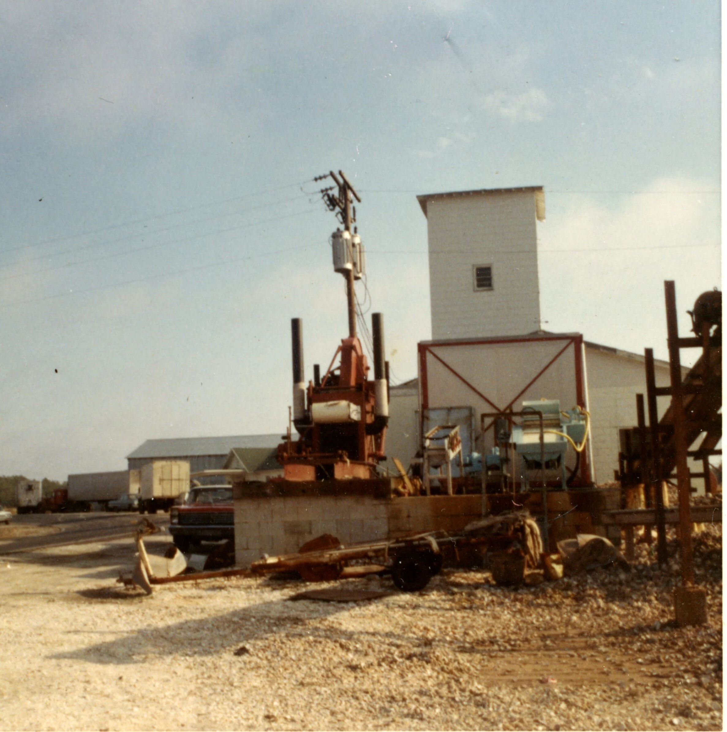 TIA02.VT.013.31 clam house 60s.jpg