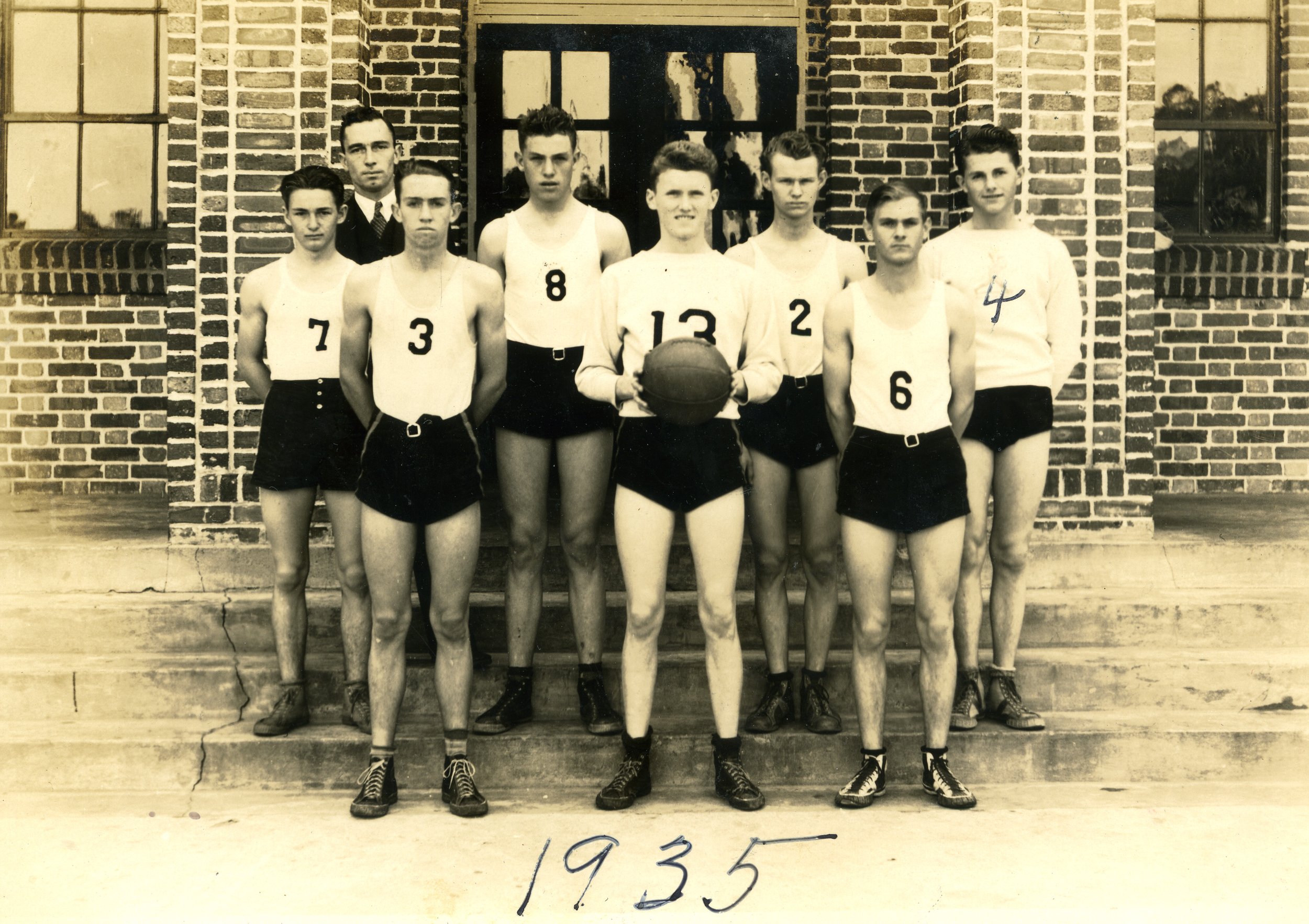 Smyrna men's basketball team, 1935