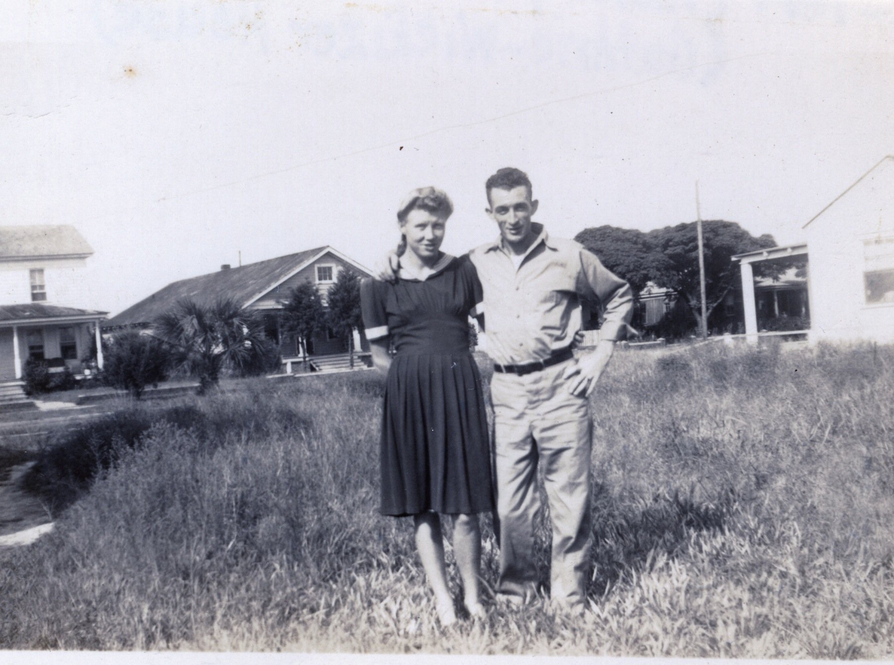 Wilma Guthrie Mutter and Bill (House left - Randolph and Annie Willis, Guthrie-Wickizer House)