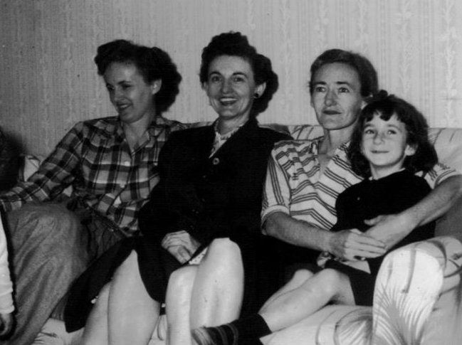 Alma Willis Van Horn, Sadie Willis Howland, Nettie Willis Murrill, Hannah Murrill c 1953