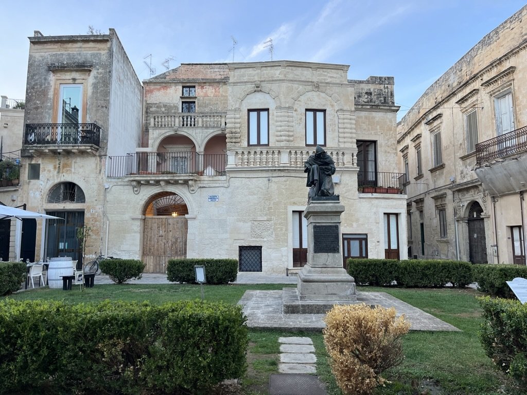 Piazzetta Raimondello Orsini square in Lecce