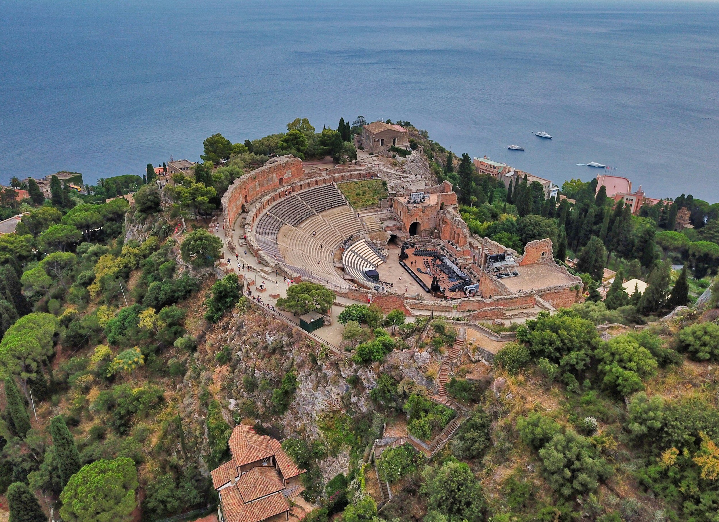 taormina tourist