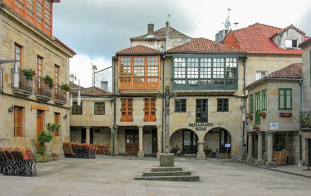 Plaza de Leña square in Pontevedra