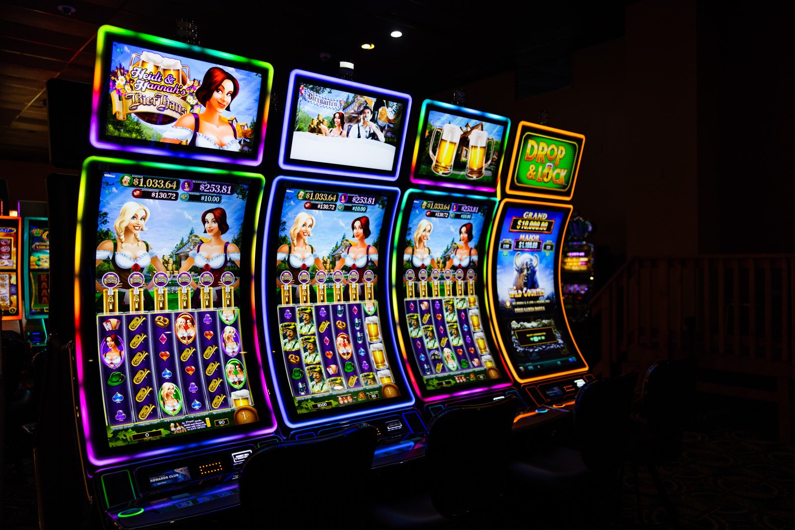 rosebud-casino-gaming-floor-slot-machines-near-valentine-nebraska-7.jpg
