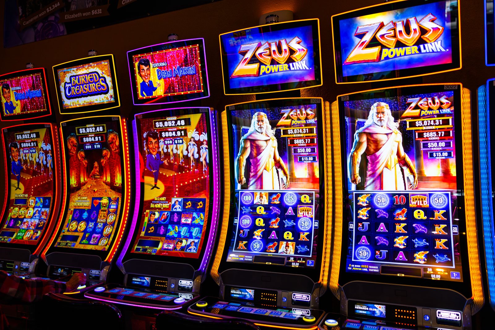 rosebud-casino-gaming-floor-slot-machines-near-valentine-nebraska-14.jpg