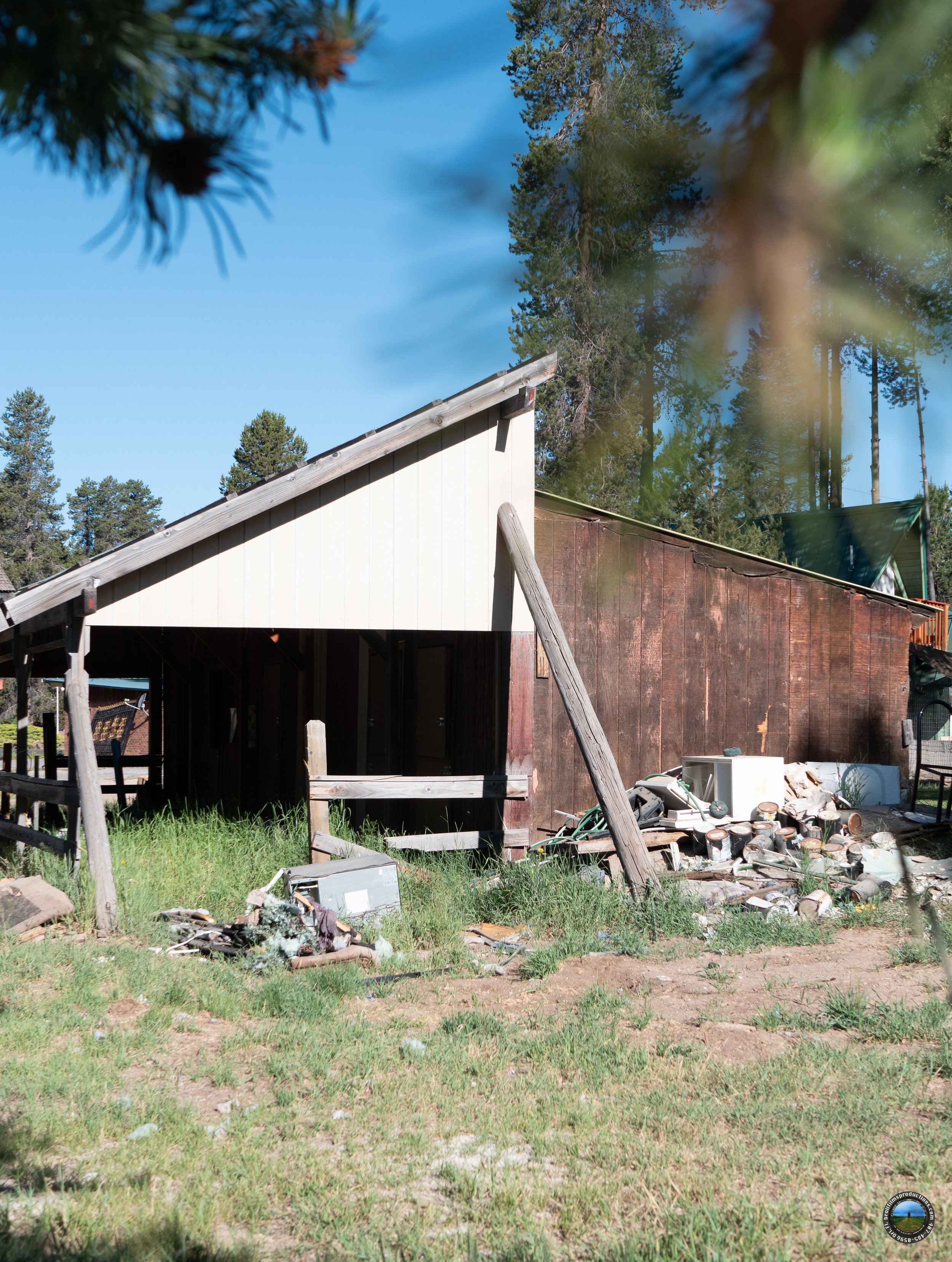 Crater Lake Barn.