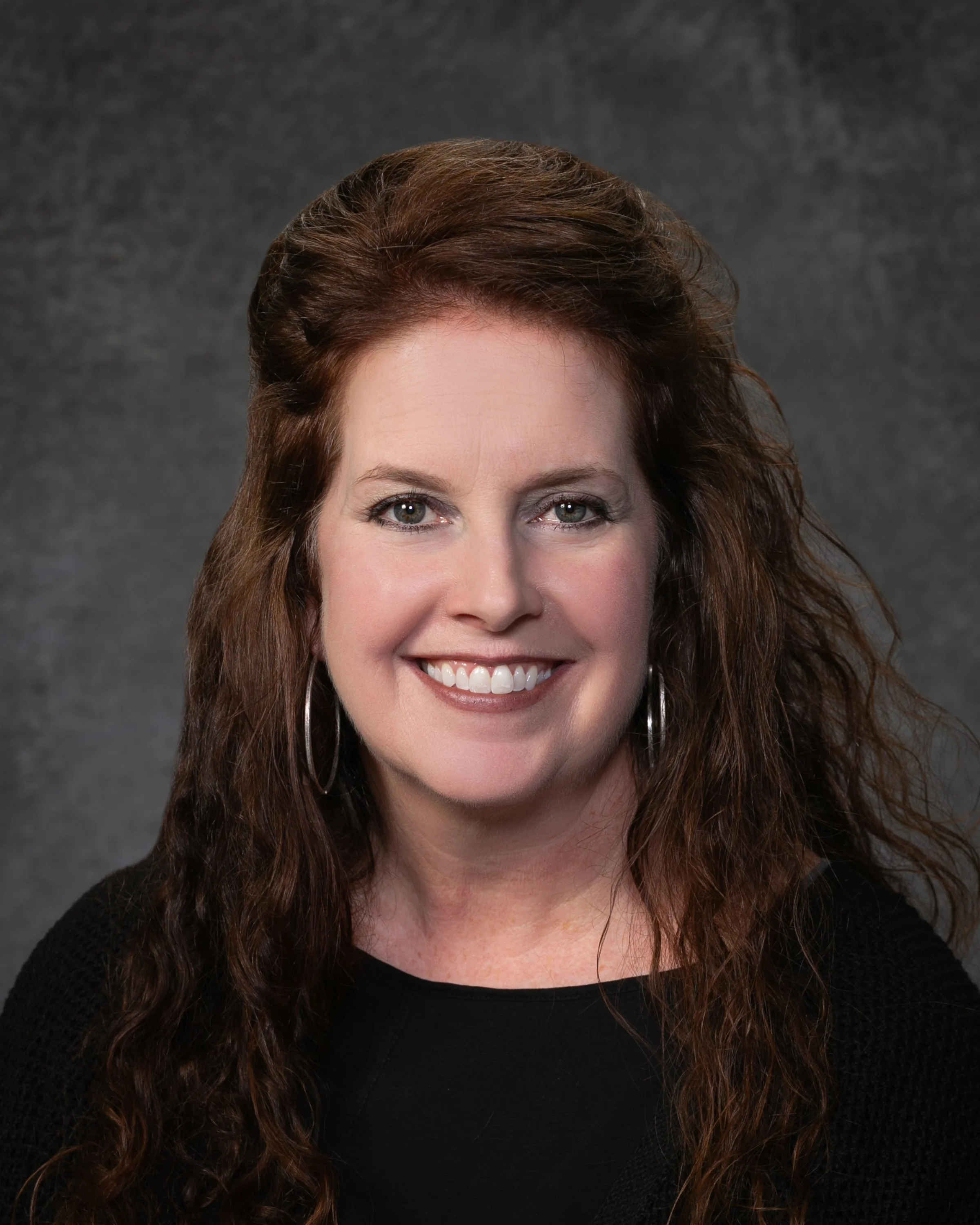 Stephanie Emery Headshot | Veritas Academy