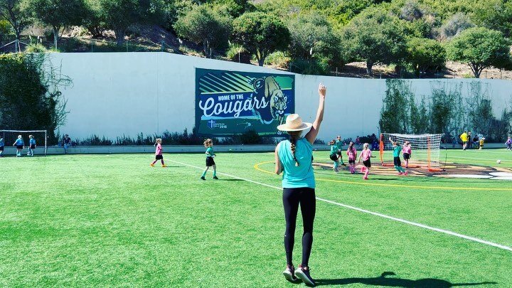A day of sports for the Rosen fam. First Ruby played  soccer and scored for her team ⚽️ so sweet to see her joy and cartwheels 🤸&zwj;♀️ after she scored! I still can&rsquo;t believe I am coaching her team but I am enjoying it the girls are all adora