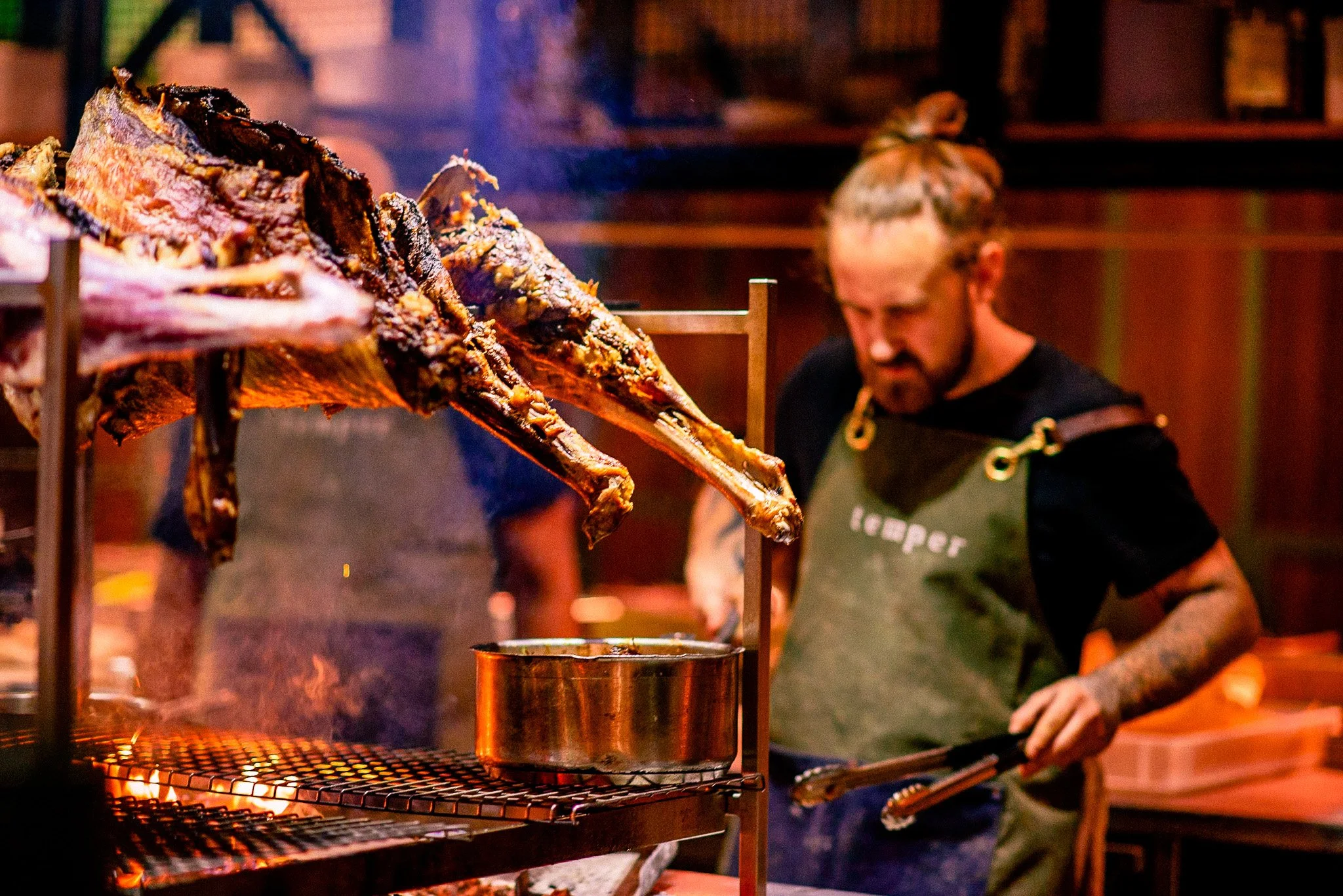 Bbq_openkitchen_meats_smoked_fire.jpg