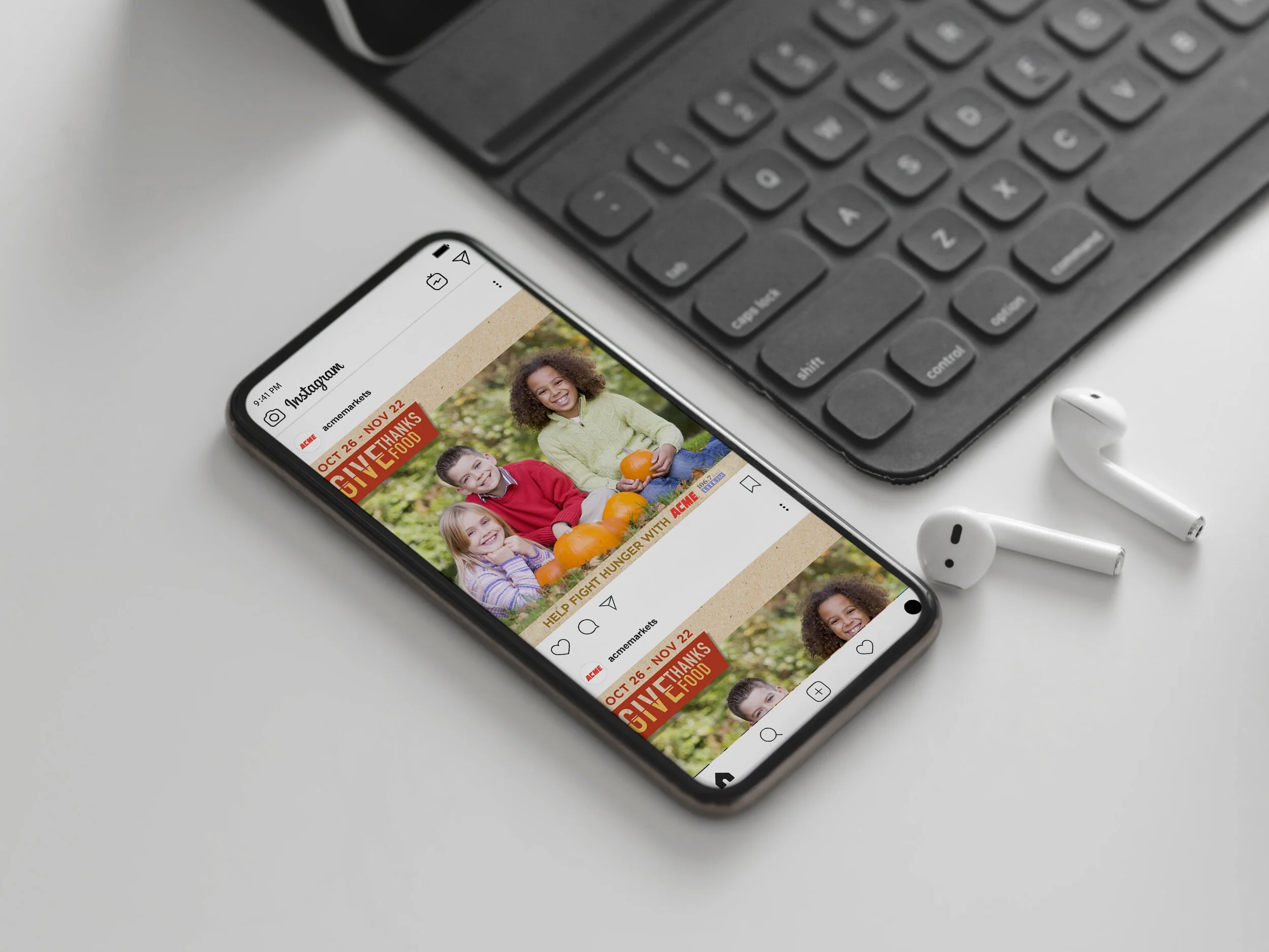 ACME Ad : Instagram Feed