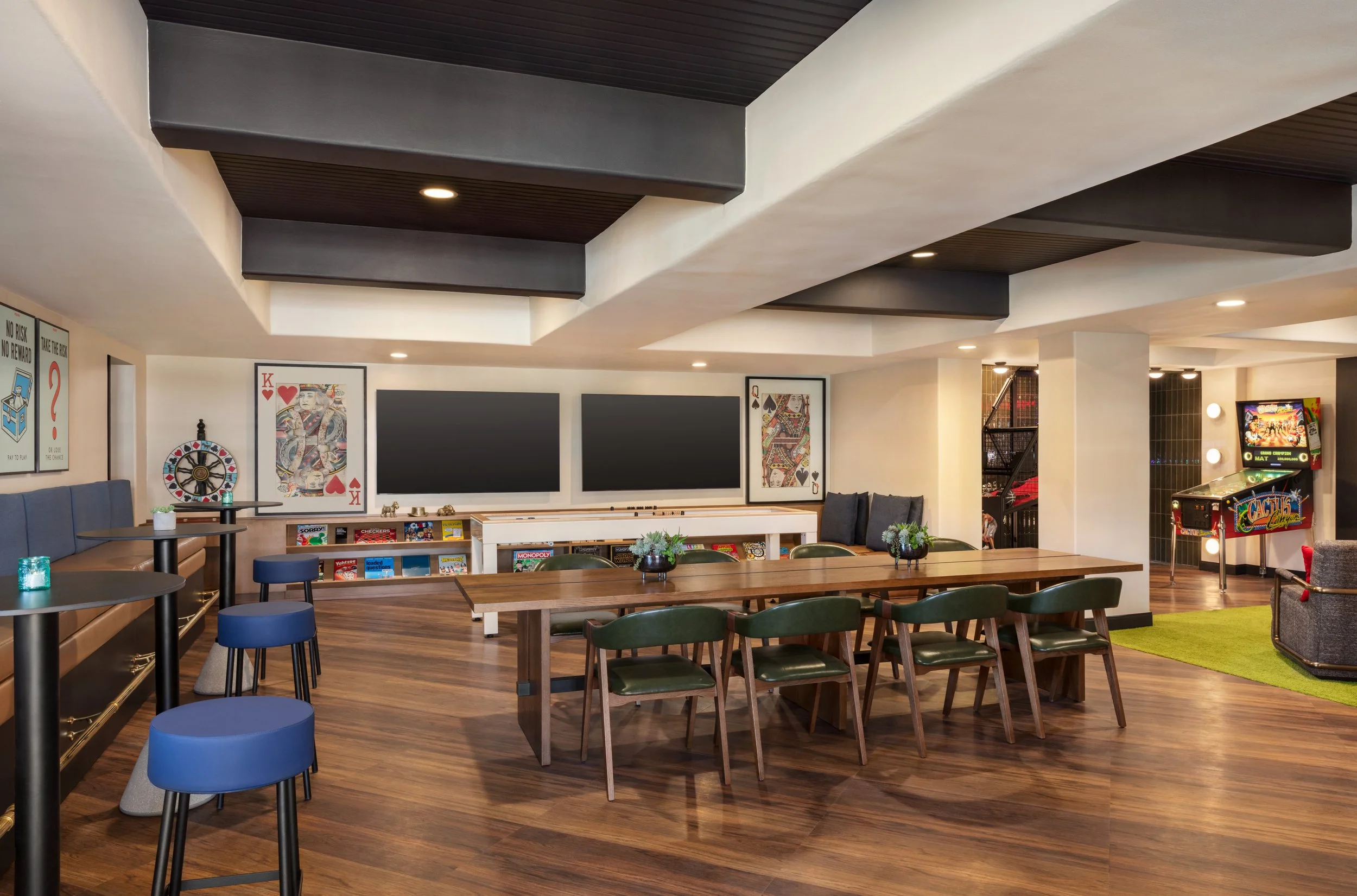 SBAZD_Dive_Game_Lounge_01.jpg