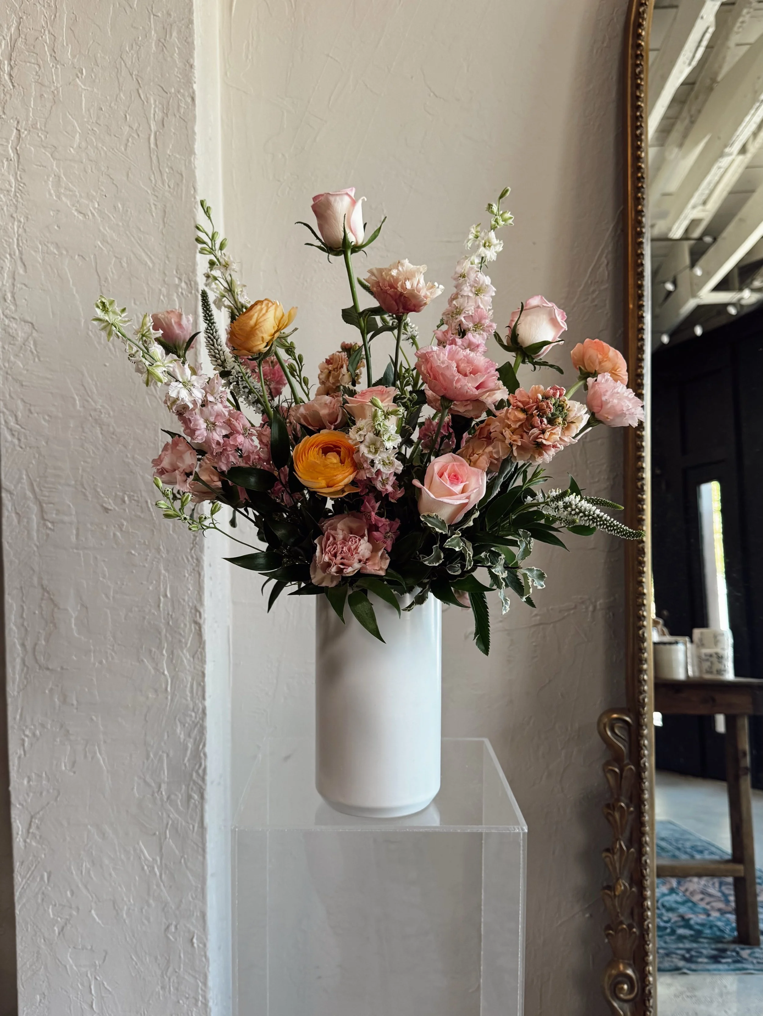 Any guesses to why we call this vase size &ldquo;Husbands Choice&rdquo;? I&rsquo;ll only tell you if you guess right 😇