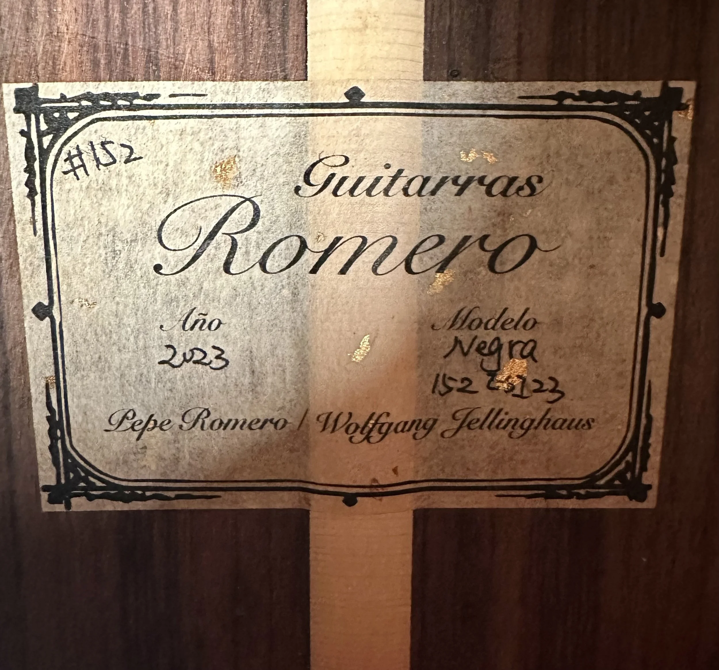 6 Guitarras Romero 2023 label.jpeg