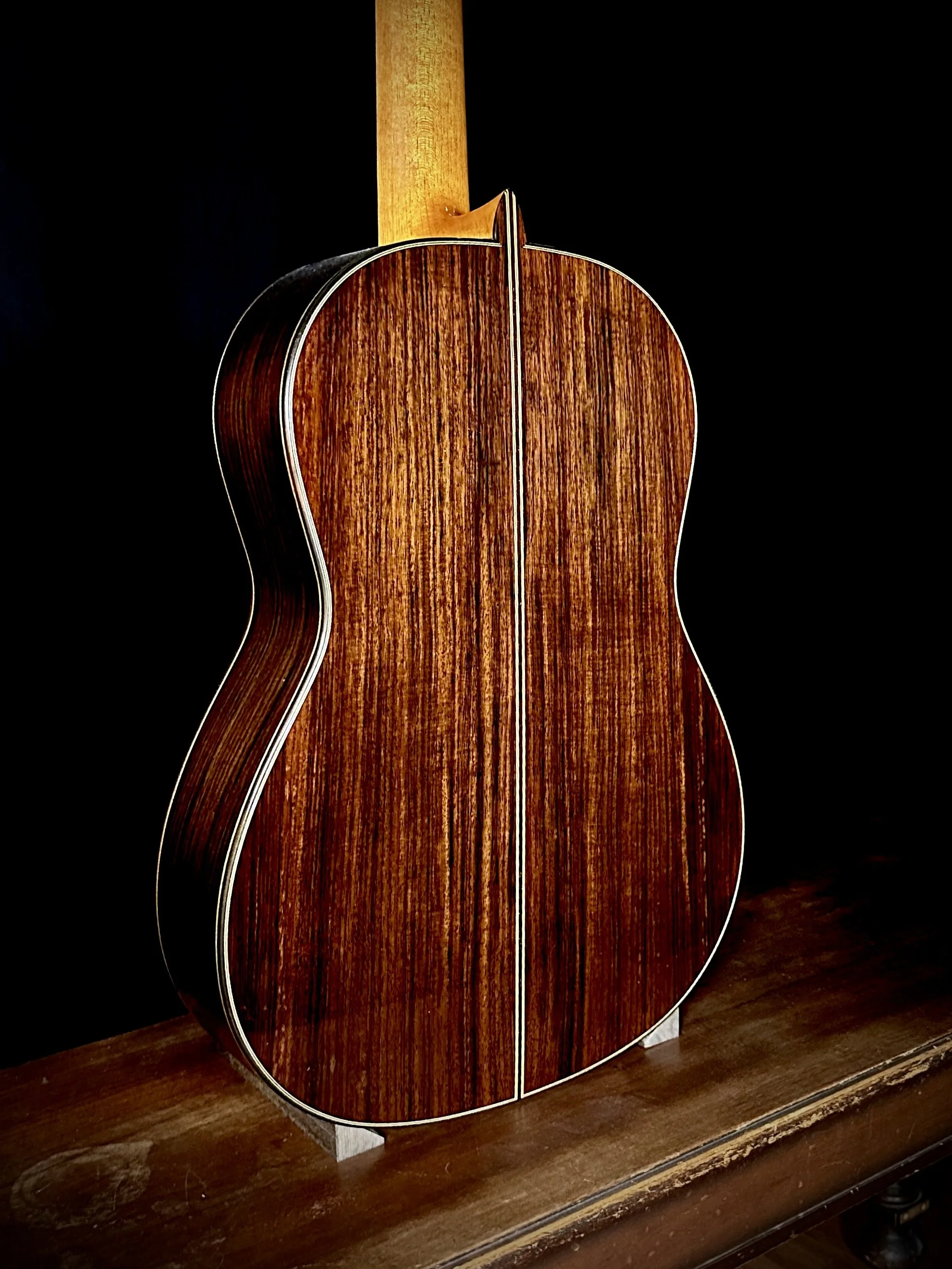 6 Guitarras Romero 2023 backbody.jpeg