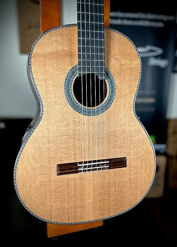 GR 2023 LR PU frontbody.jpg