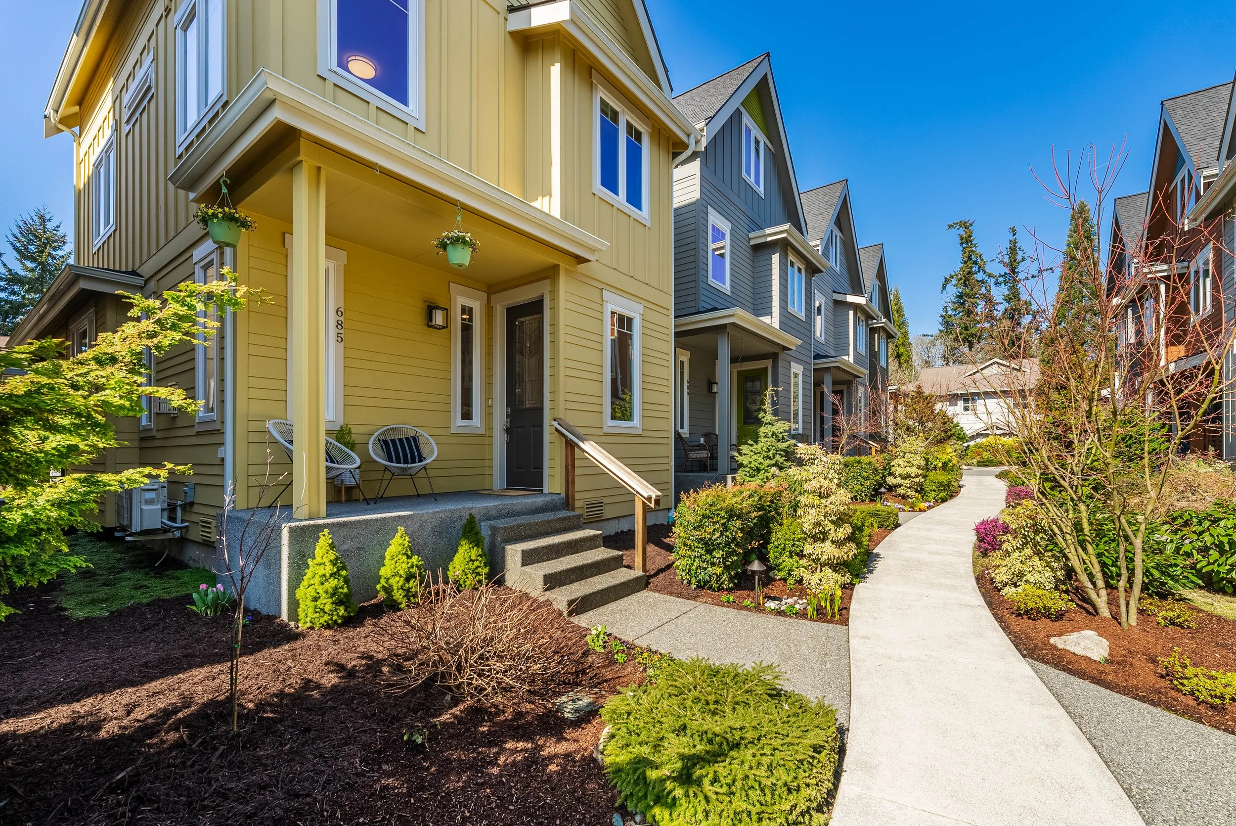 Listings & Sales — Dana Fitzpatrick Compass Realtor Bainbridge Island