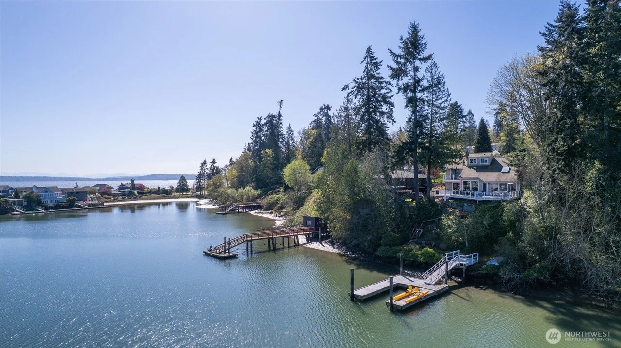 10258 NE Lafayette Ave | Bainbridge Island, WA