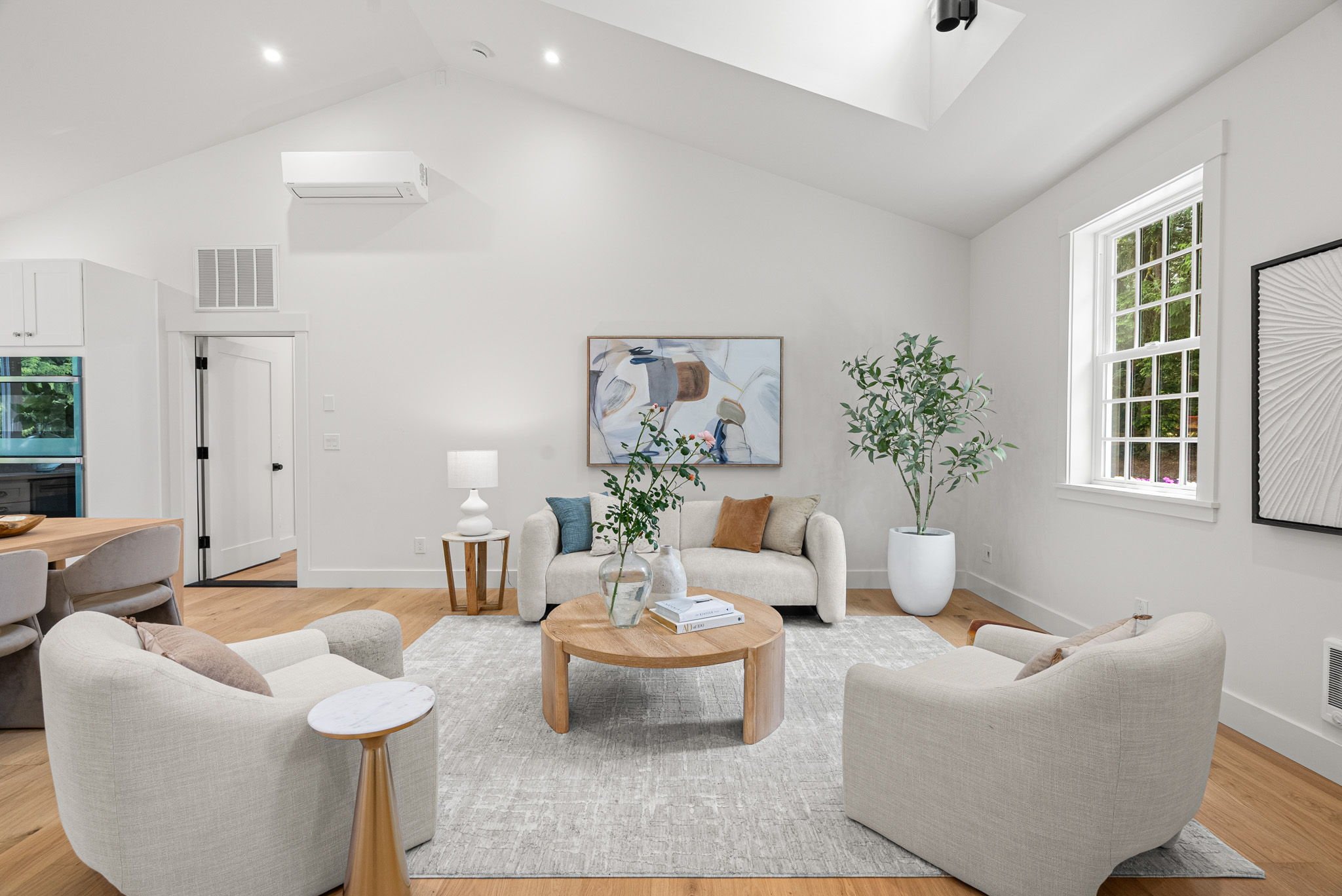 Copy of 21-web-or-mls-DSC09041.jpg