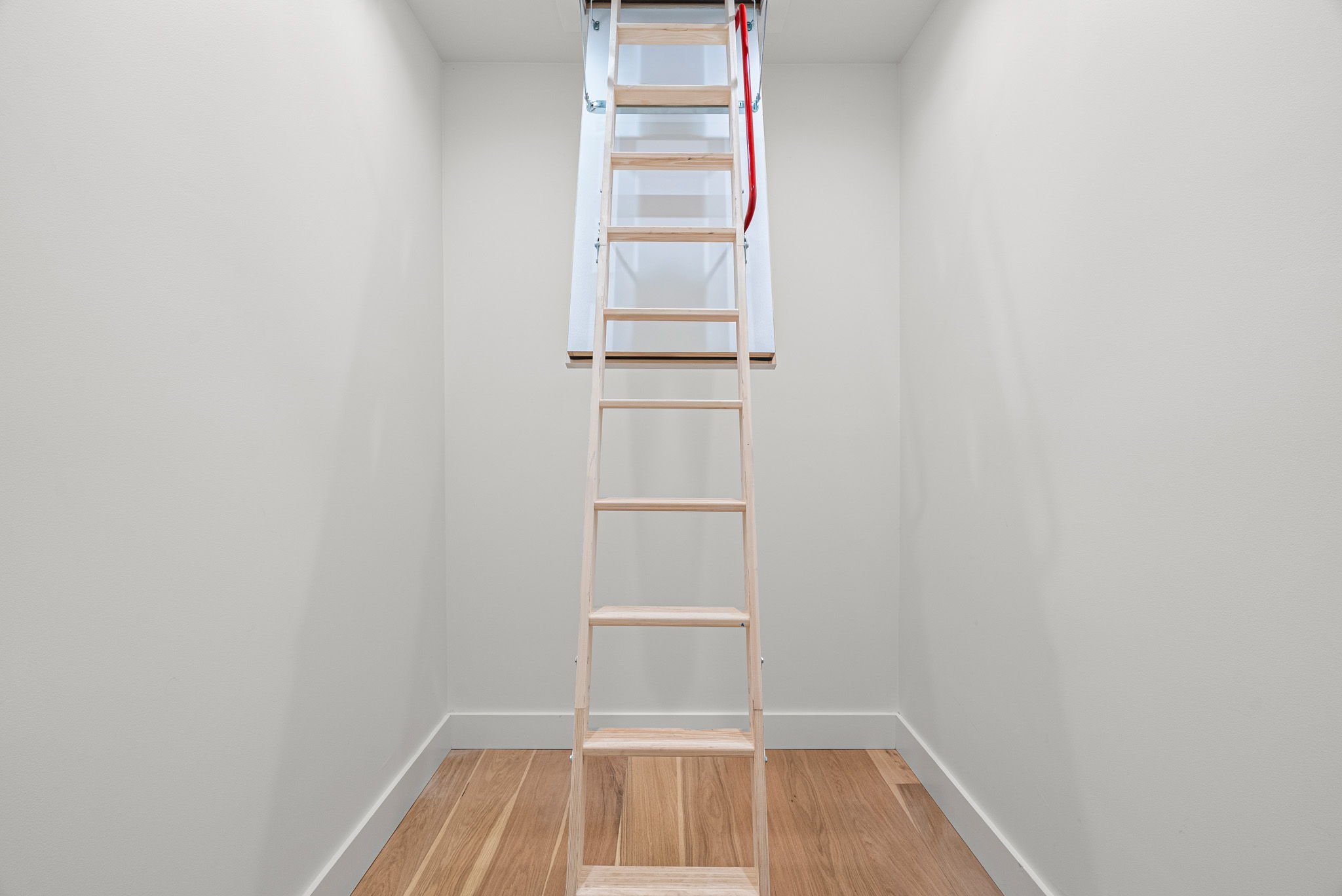 Copy of 30-web-or-mls-DSC09101.jpg