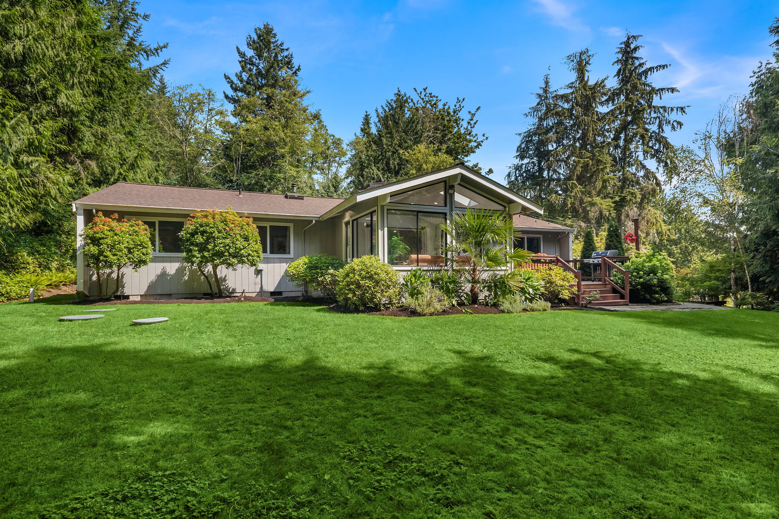 11471 Kallgren Rd NE | Bainbridge Island, WA