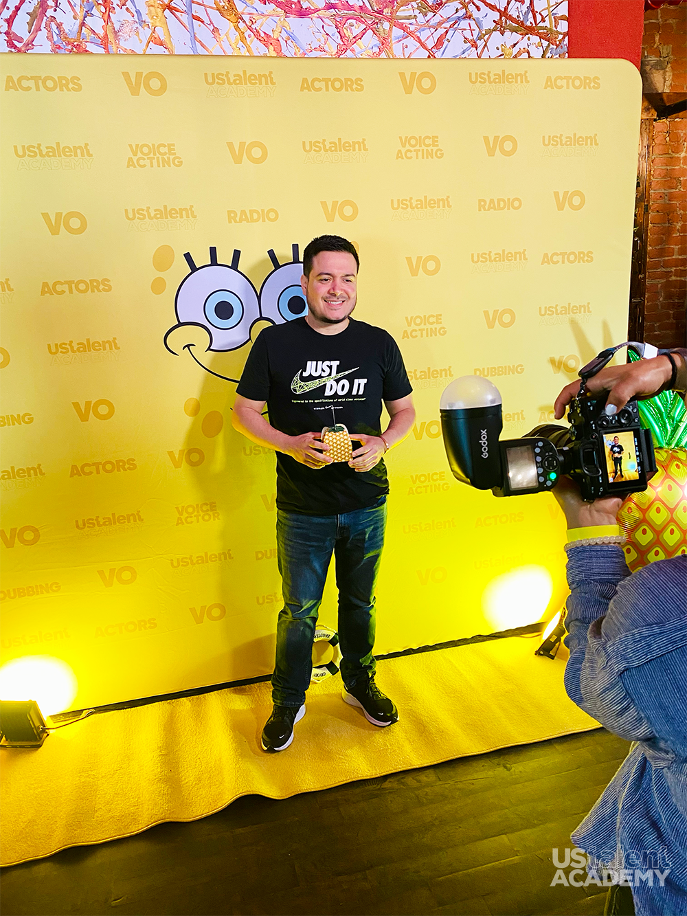 ustalent.us-talent-ustalentacademy-academy-actors-radio-vo-luiscarreno-luis-carreno-vozdebobesponja-ny-voice-acting-new-york-bob-esponja-sponge-voiceover-voiceacting-doblaje-ustalent-academy-nyc-ny-actors-actress-19.png