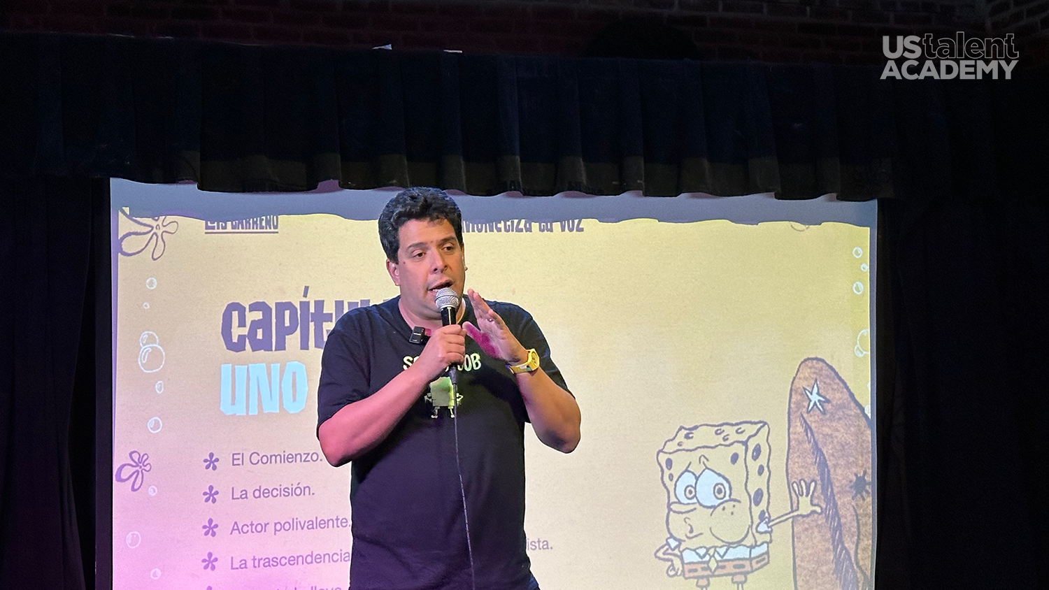 ustalent.us-talent-ustalentacademy-academy-actors-radio-vo-luiscarreno-luis-carreno-vozdebobesponja-ny-voice-acting-new-york-bob-esponja-sponge-voiceover-voiceacting-doblaje-ustalent-academy-nyc-ny-actors-actress-03.png