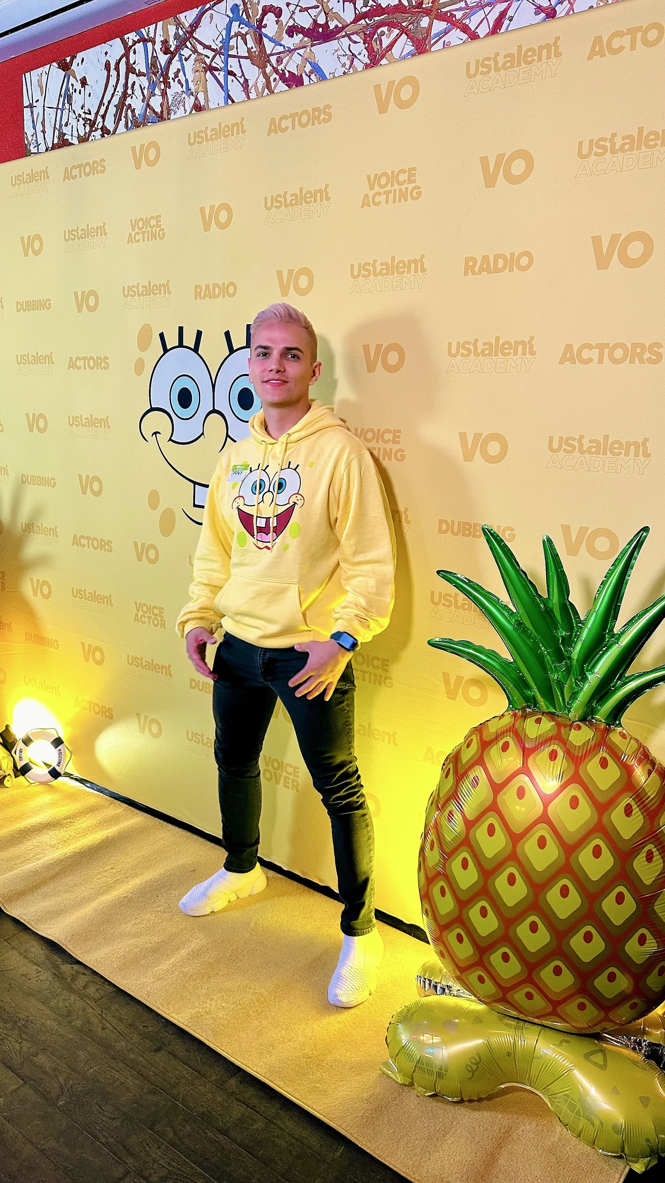ustalent.us-talent-ustalentacademy-academy-actors-radio-vo-luiscarreno-luis-carreno-vozdebobesponja-ny-voice-acting-new-york-bob-esponja-sponge-voiceover-voiceacting-doblaje-ustalent-academy-nyc-ny-actors-actress-058.jpg
